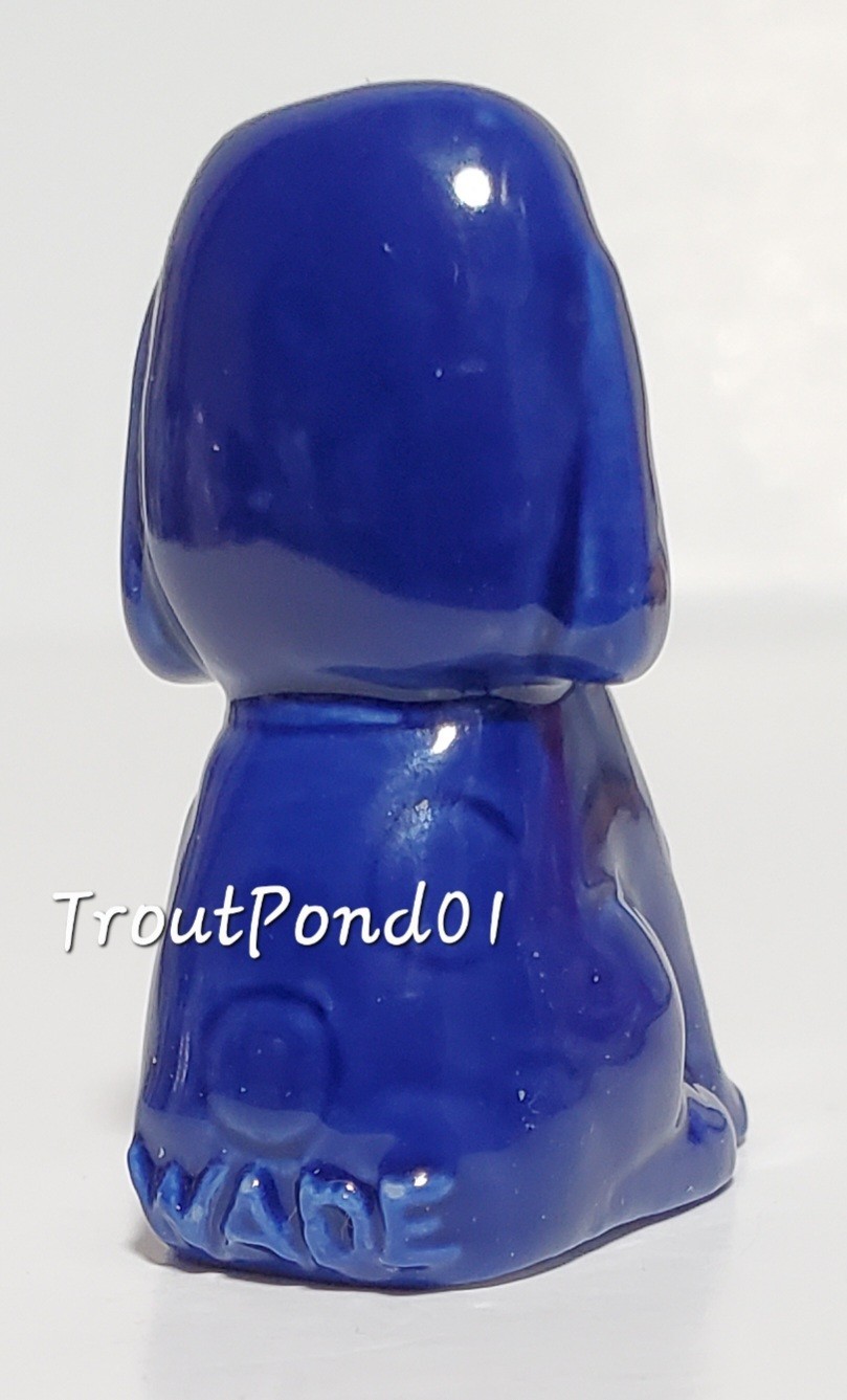 Wade Whimsies Dismal Desmond Dog Porcelain Figurine 2015 OIWCC Club Piece Blue