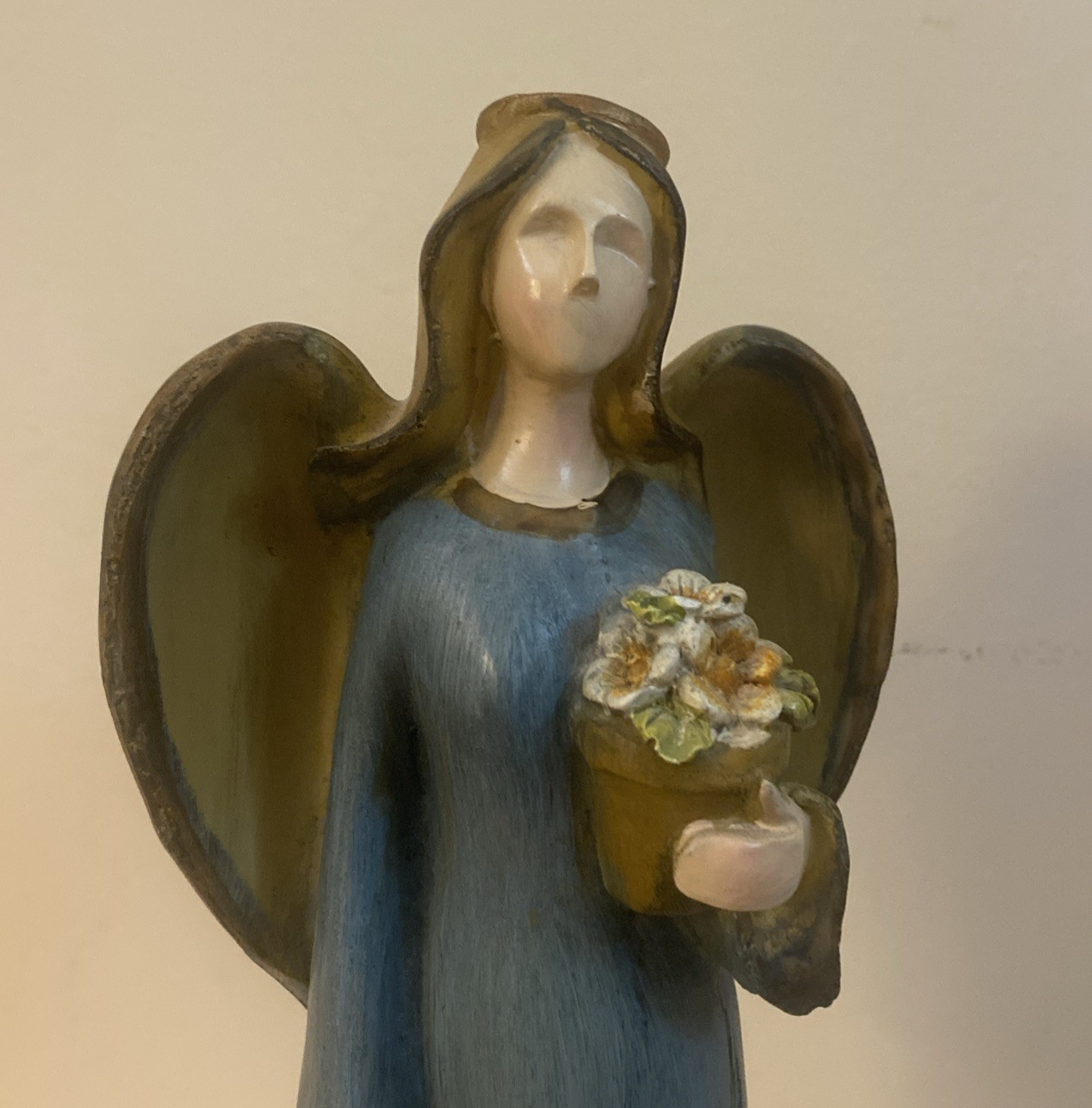 Kirkland Carved Painted Angel Statue Indoor/Outdoor Approx 15” VNT Garden Blue