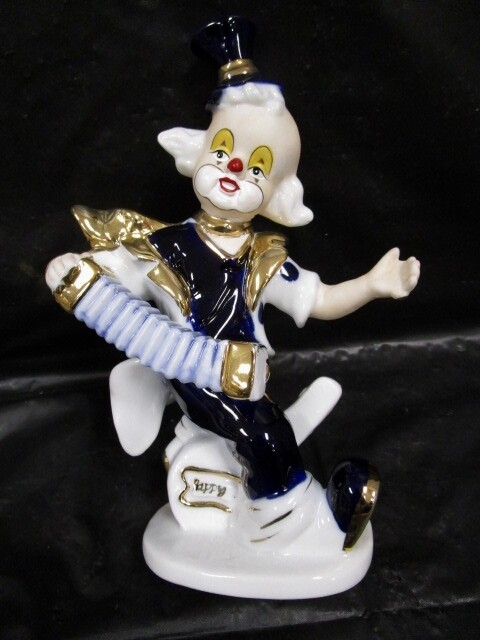 Circus Circus – Happy Clown – Porcelain Figure – Very Detailed