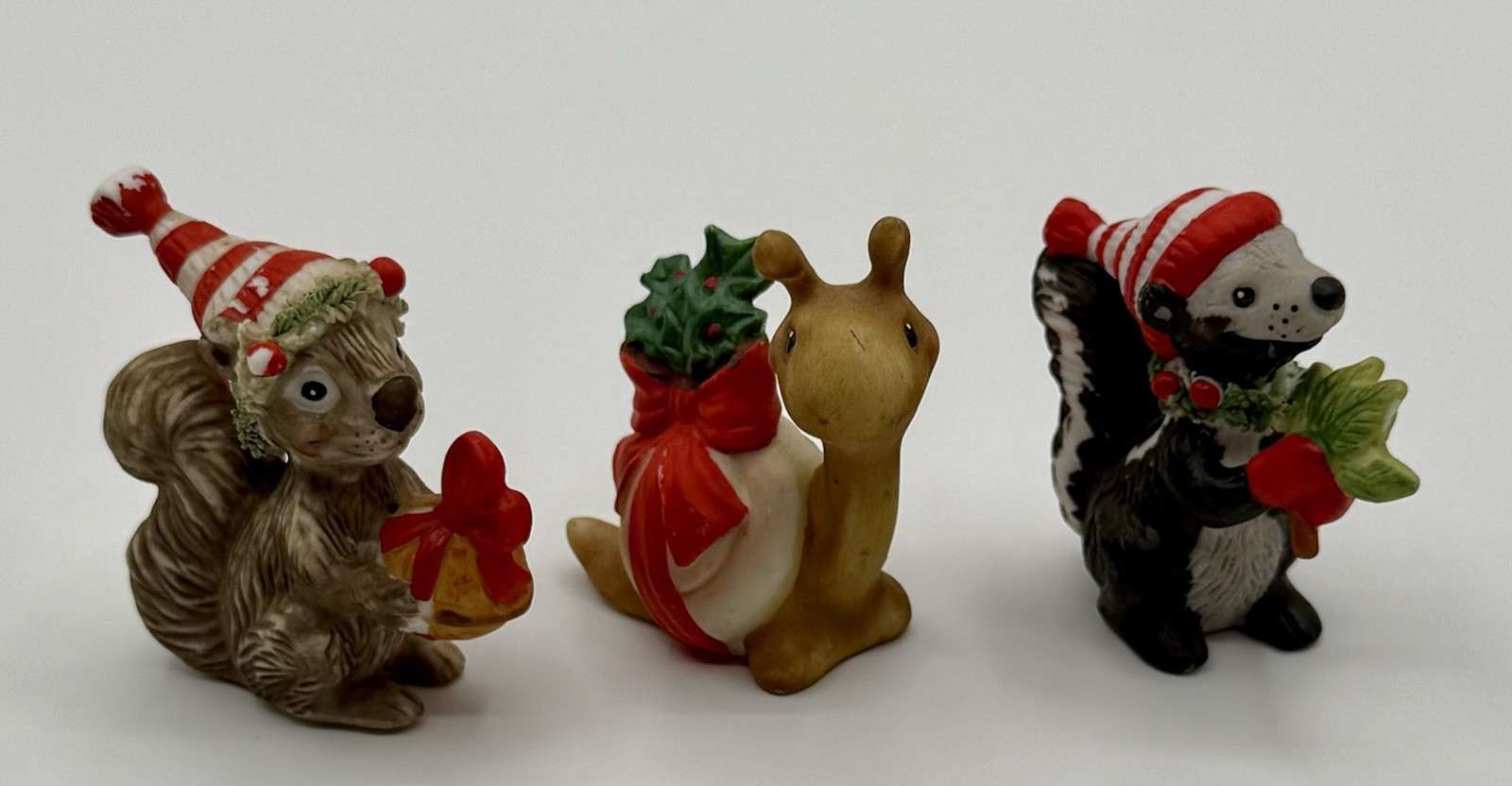 EUVC Vintage Suzy’s Zoo Ceramic Figurine Christmas Skunk Squirrel Snail