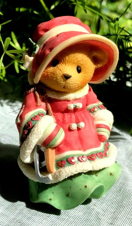 CHERISHED TEDDIES – I’M WARM AND COZY OVER YOU – LORETTA – GIRL W/ COAT/MUFF