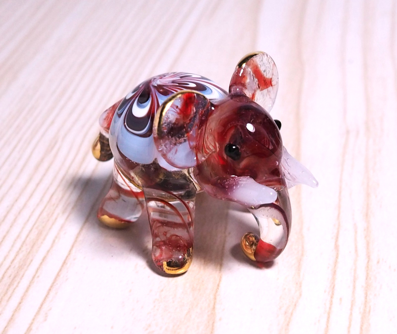 Pair of Elephant figurine hand blown Art Glass 2.25″ gold trim decor – GIFT