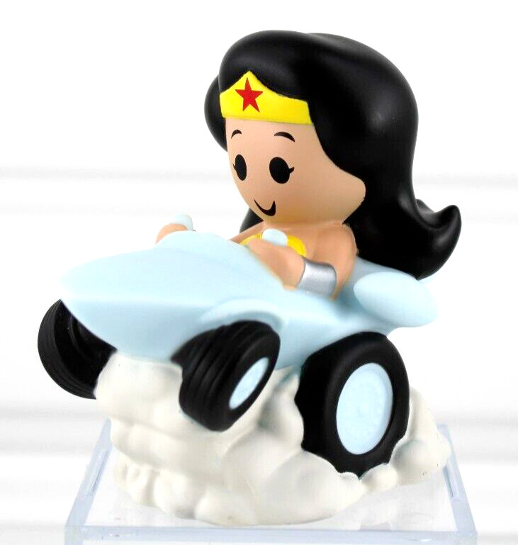 Hallmark DC Comics wonder Woman Squeelys Vinyl Figurine Series 1 Exclusive 2016