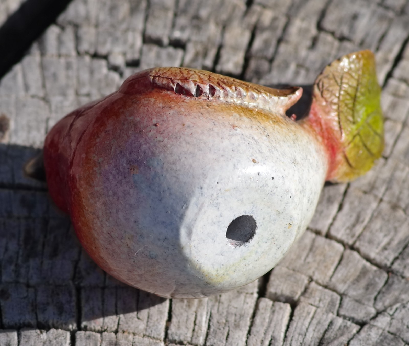 VINTAGE Ceramic Polystone BIRD Figurine Red Leaf Beautiful Figurine!