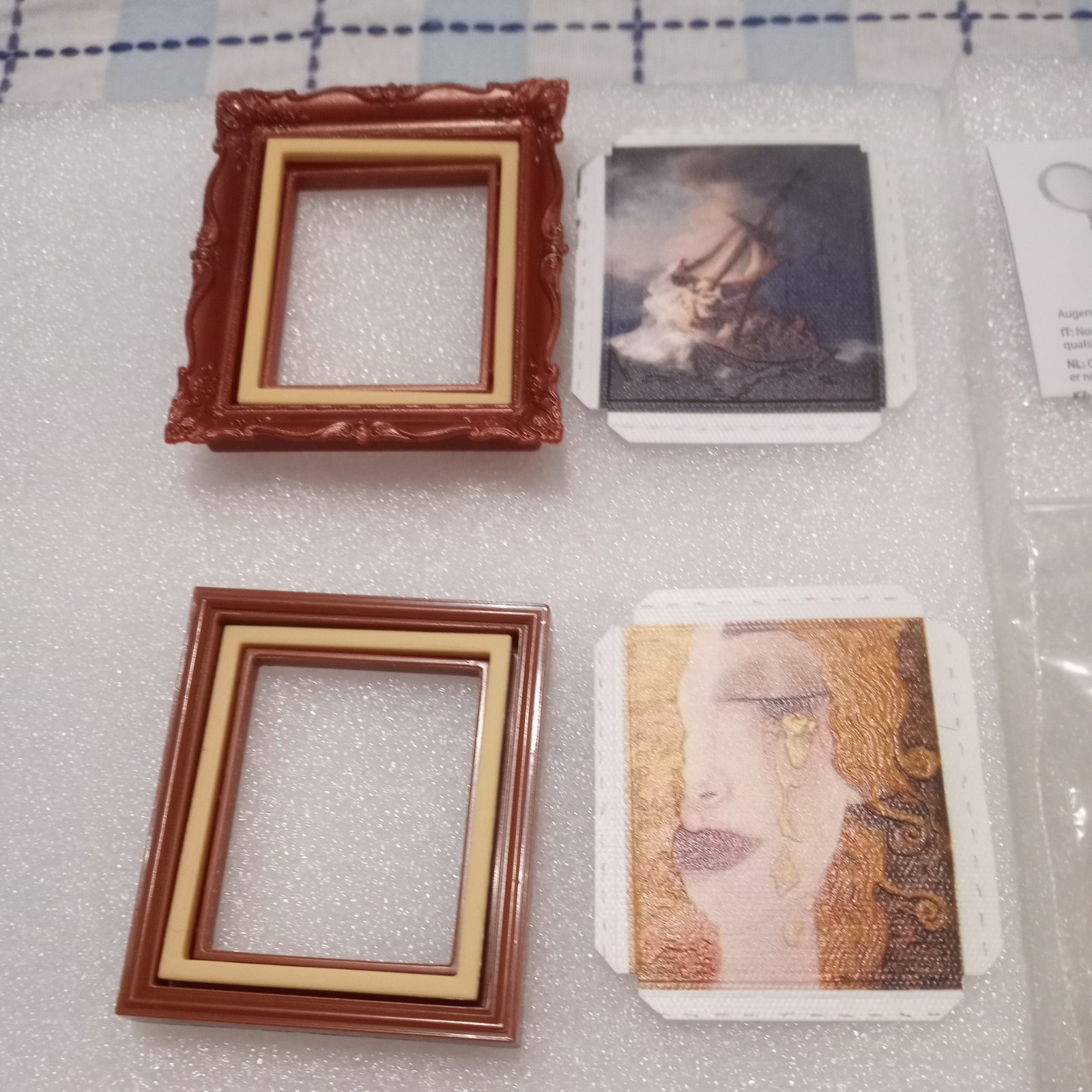 ZURU MINI BRANDS CREATE MASTERPIECE LOT OF 4 ITEMS