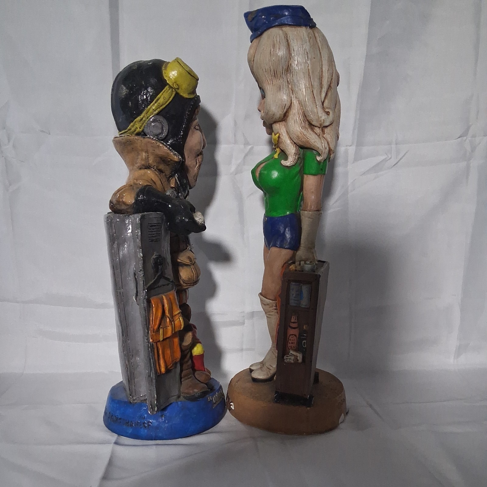 VINTAGE JUTA SANGTHAWEEP “WHY YES I FLY”1974-1976 PLASTER COLLECTION STATUES