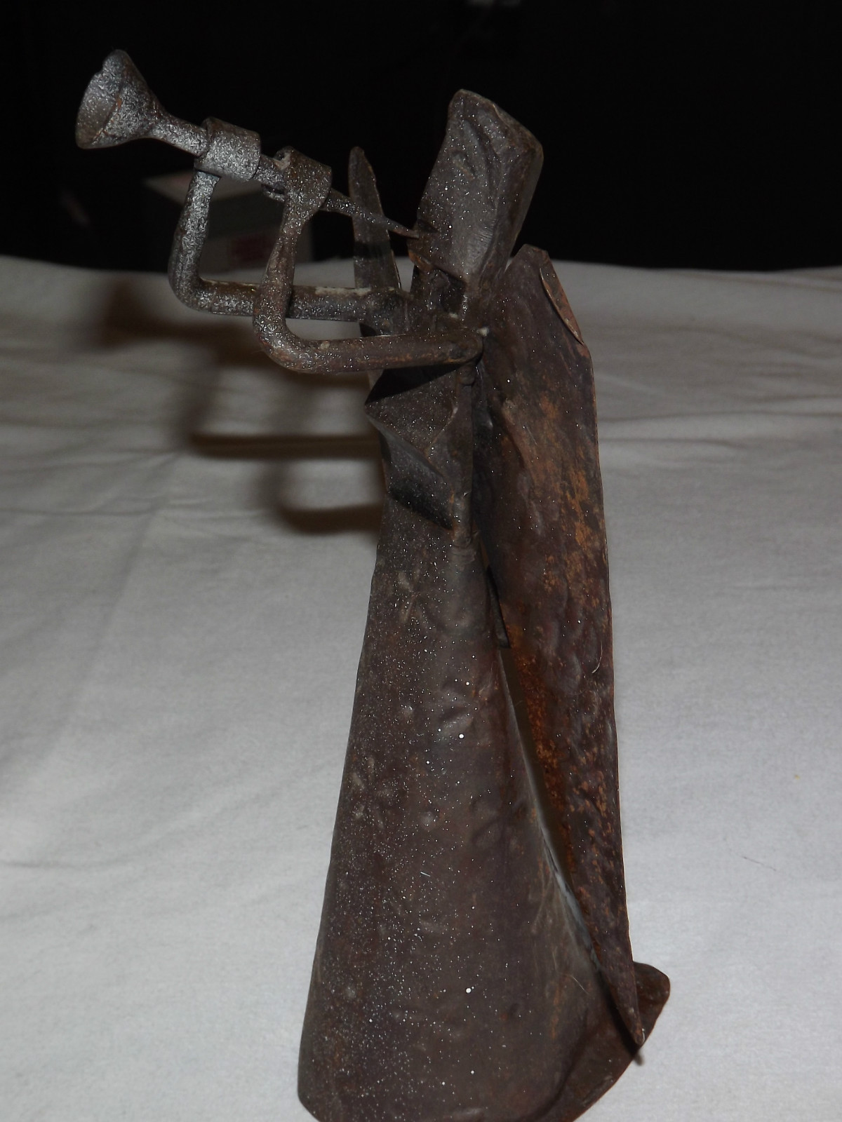 VINTAGE PRIMITIVE ART METAL ANGEL BLOWING HORN
