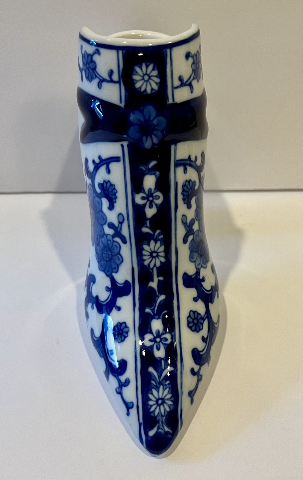 Vintage COBALT BLUE and WHITE Hand Painted PORCELAIN VICTORIAN SHOE 7” – FLORAL