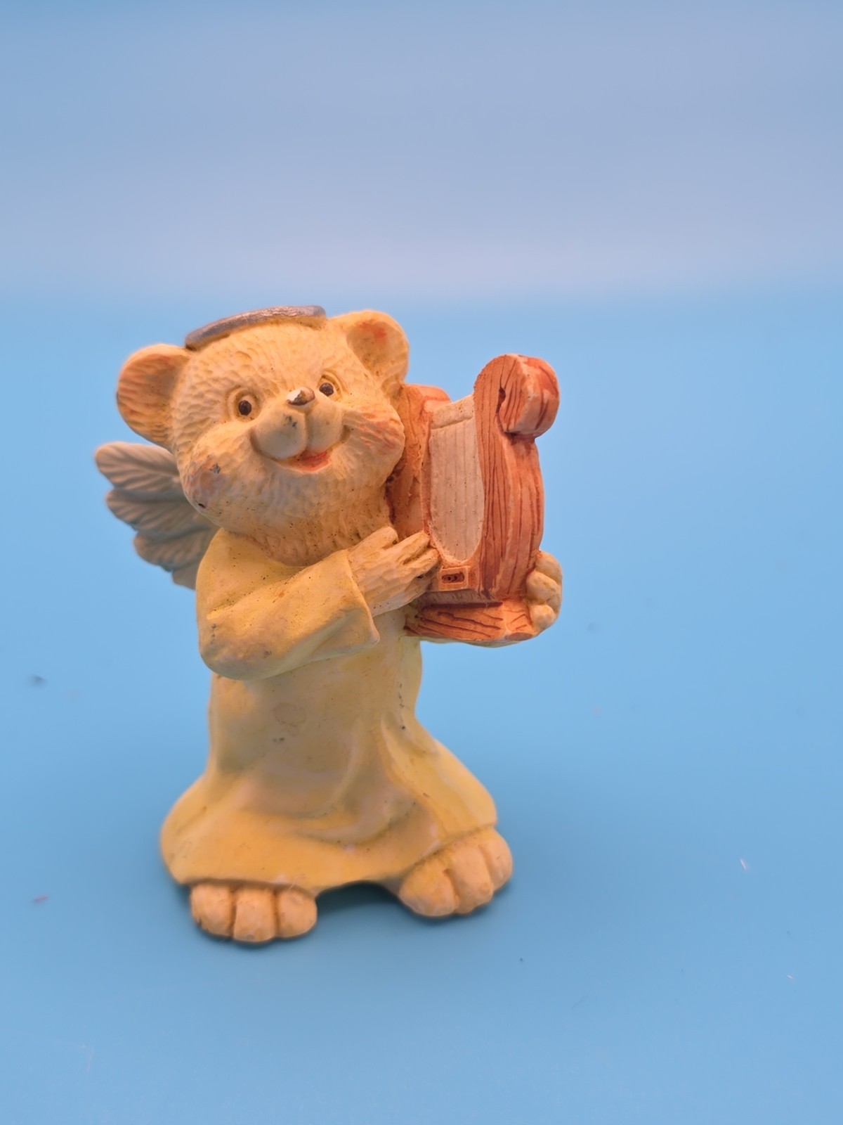 Angle Teddy Babies Bear Ceramic Figurine Yellow Playing Harp 1995 Pre-owned