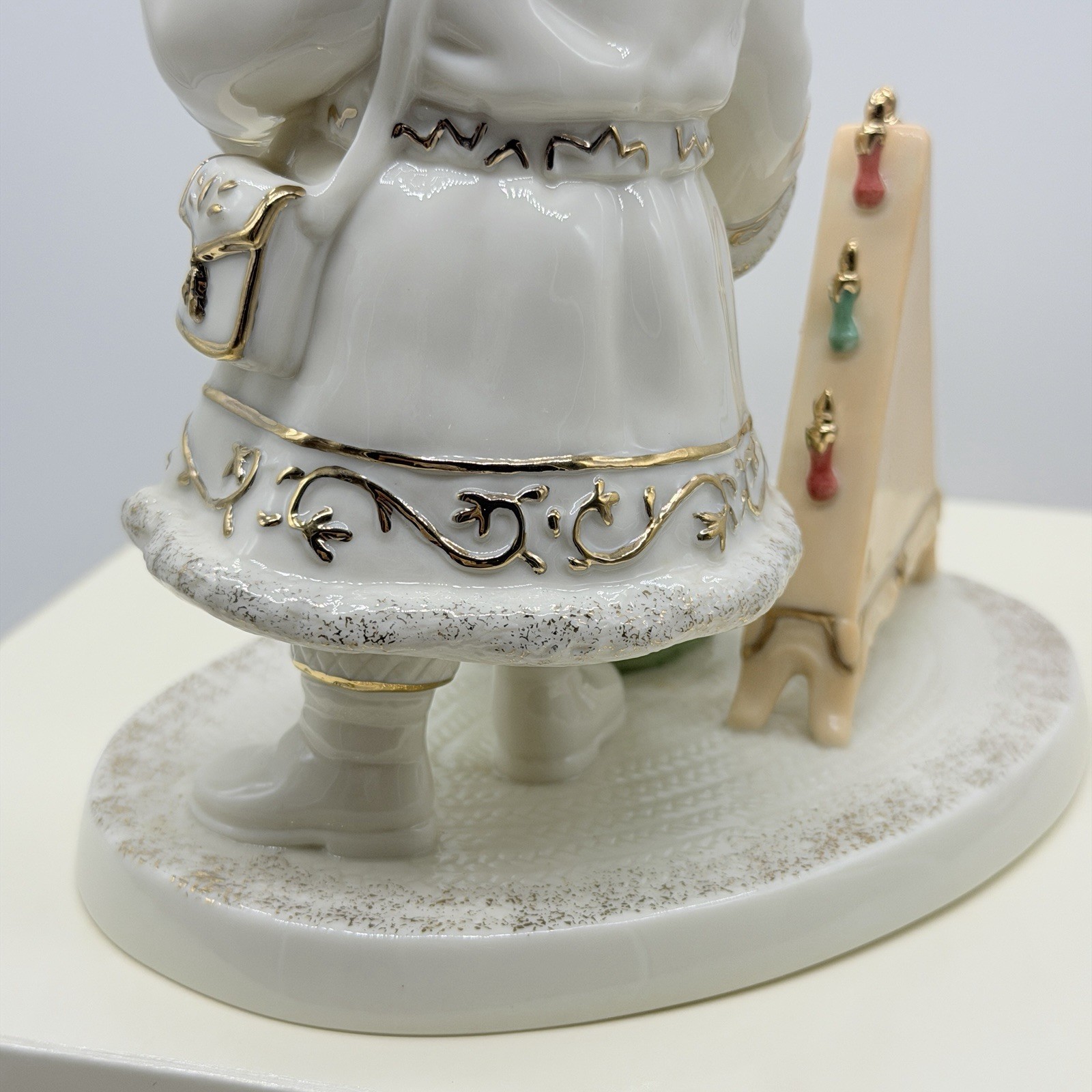 Lenox Classic International Babbo Natale Santa Figurine 24KT Gold COA & Box