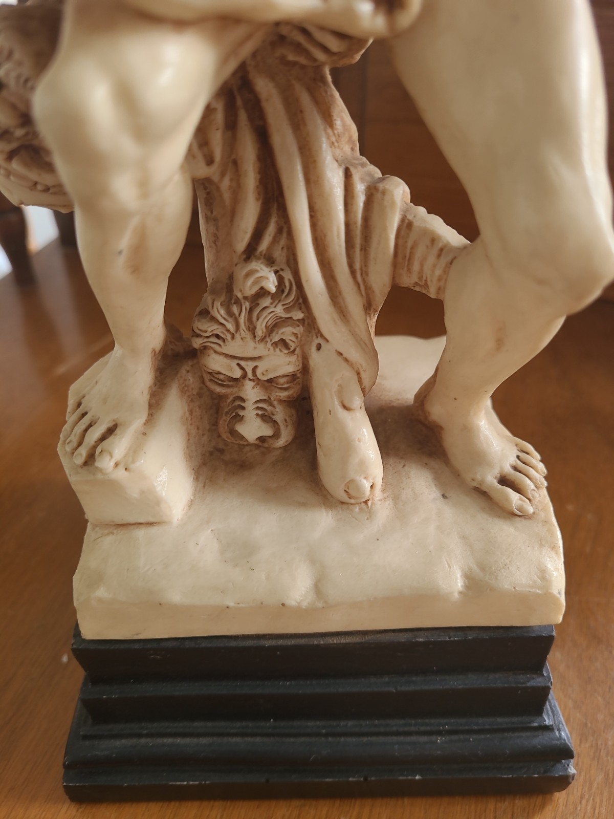 Vintage Resin Sculpture “Hercules and Diomedes” by Vincenzo de’ Rossi LT READ
