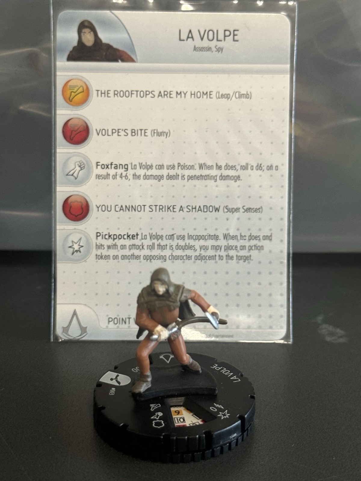 Assassin’s Creed Heroclix Brotherhood #003 La Volpe w/ card!