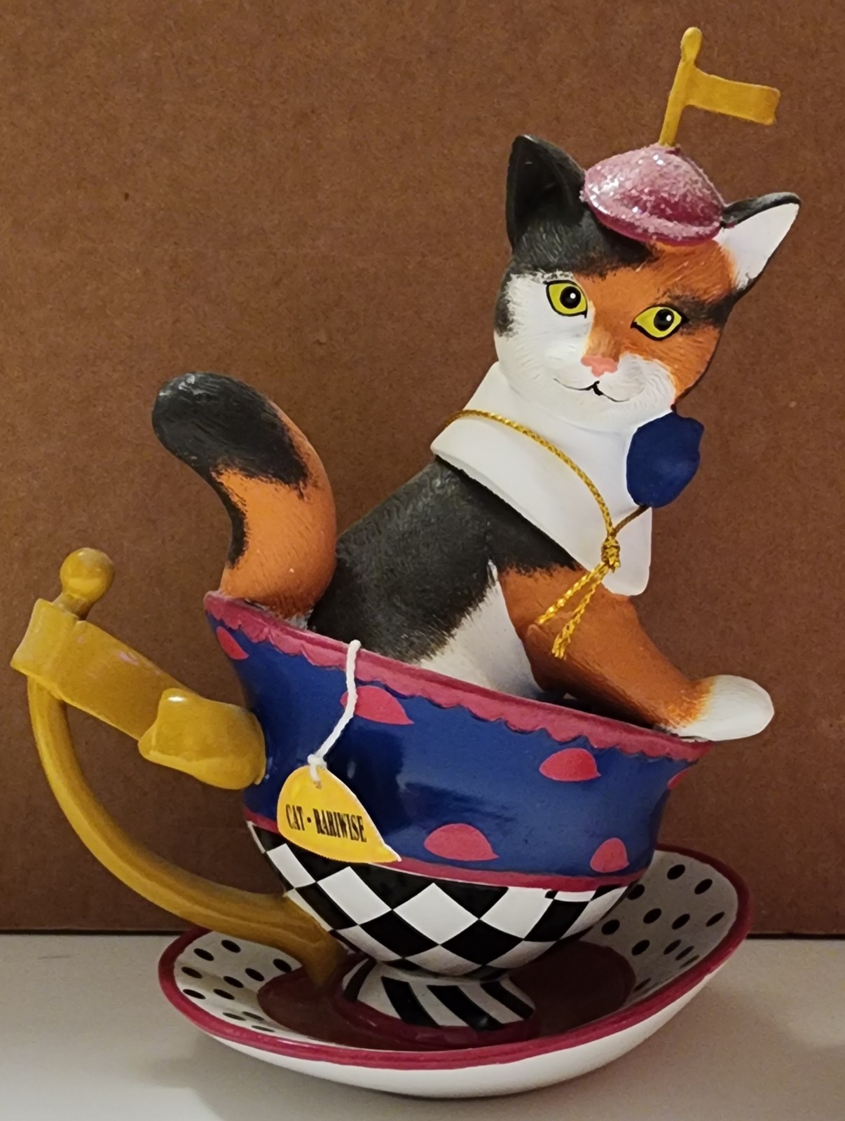 Disney Alice in Wonderland Cat-rariwise Cat-In-A-Teacup Figurine Hamilton