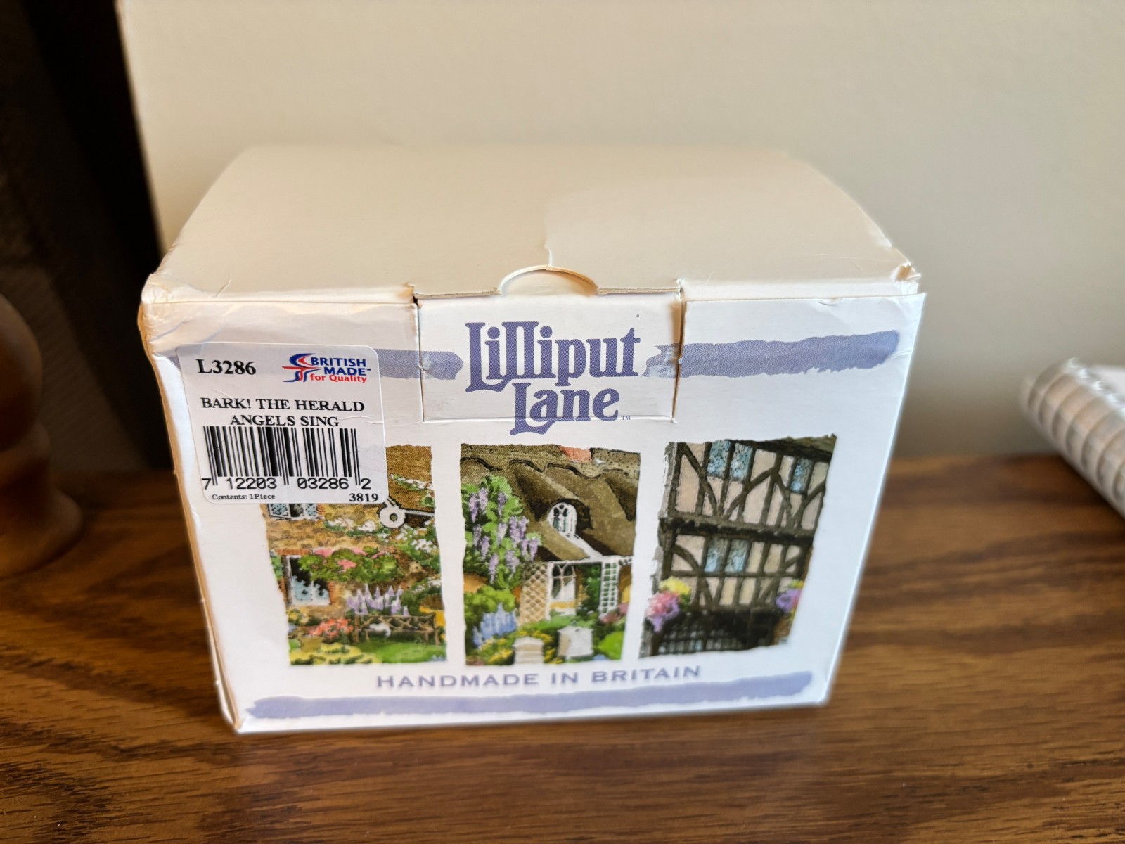 Lilliput Lane “BARK! THE HERALD ANGELS…” English Cottage w/Deed & Box ~ L3286