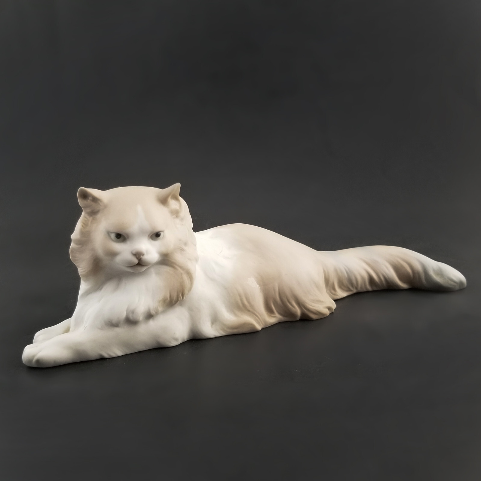 Lladro NAO Persian Cat Figurine Porcelain Bisque Rare Matte Finish 2.75″T Spain