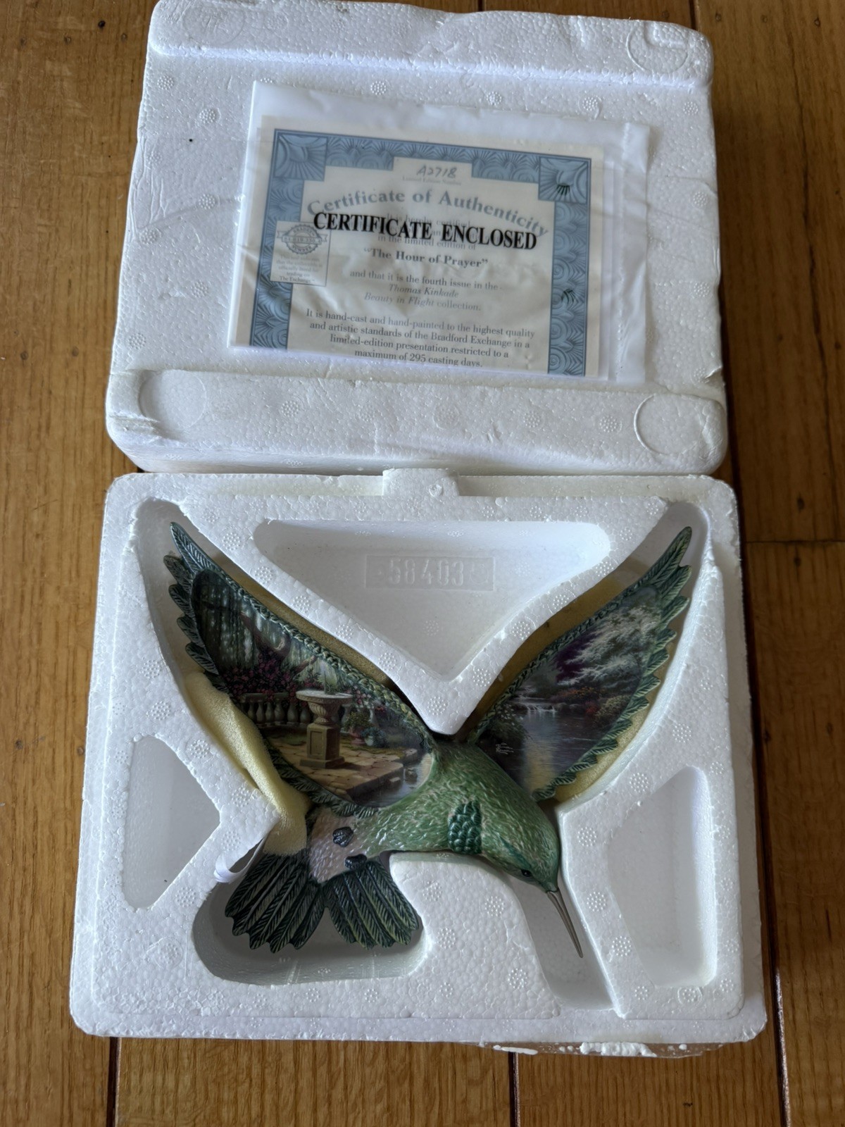 Thomas Kinkade “The Hour of Prayer” Hummingbird Beauty in Flight Green Brown