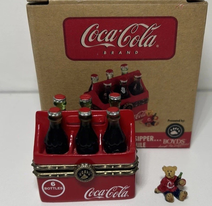 Boyds Bears Coca-Cola Treasure Box “6-Pack with Sipper” NIB #919941