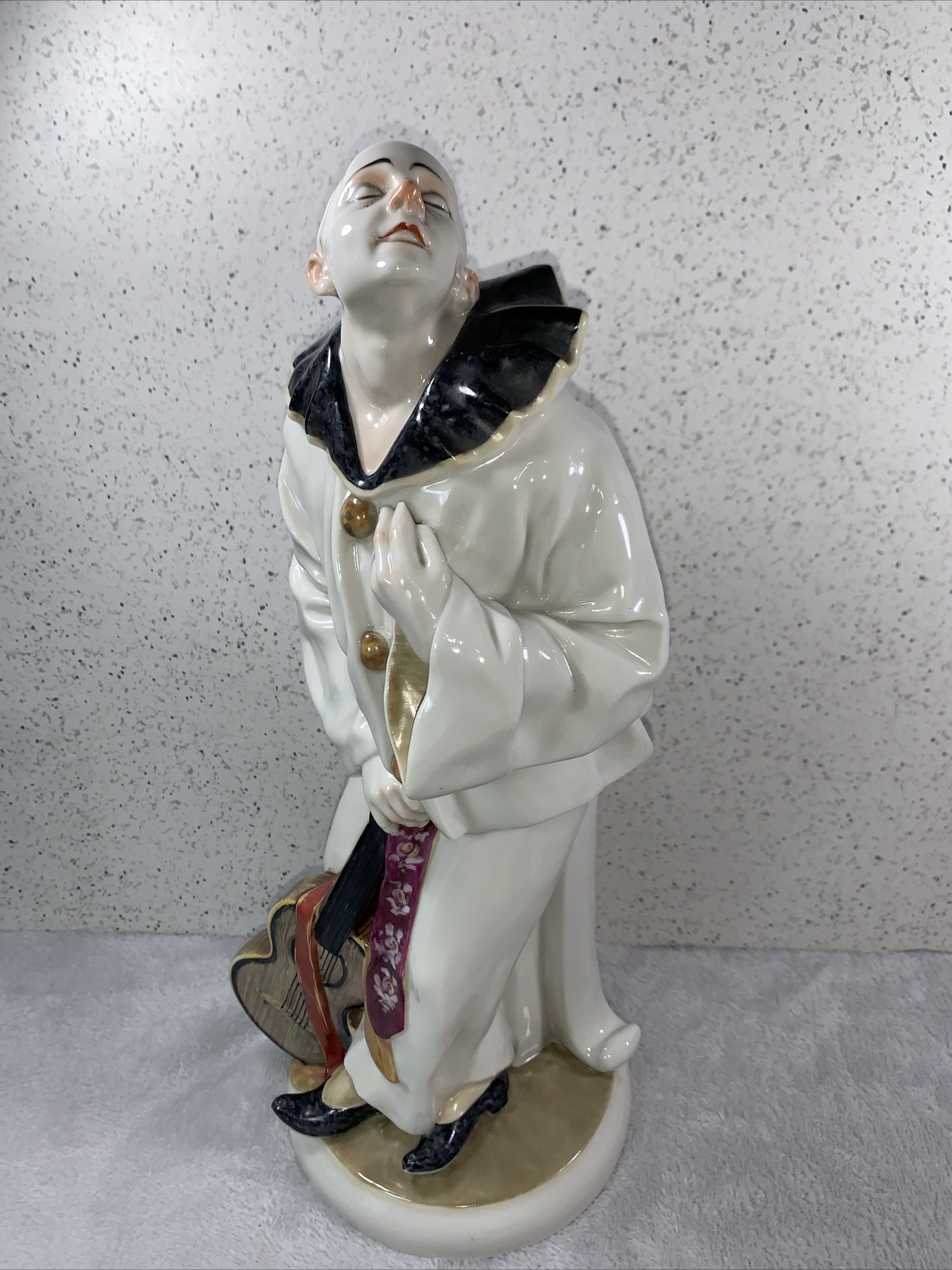 VINTAGE RARE KARL ENS PORCELAIN PIERROT CLOWN FIGURINE 1920S GERMANY 13.5 In.