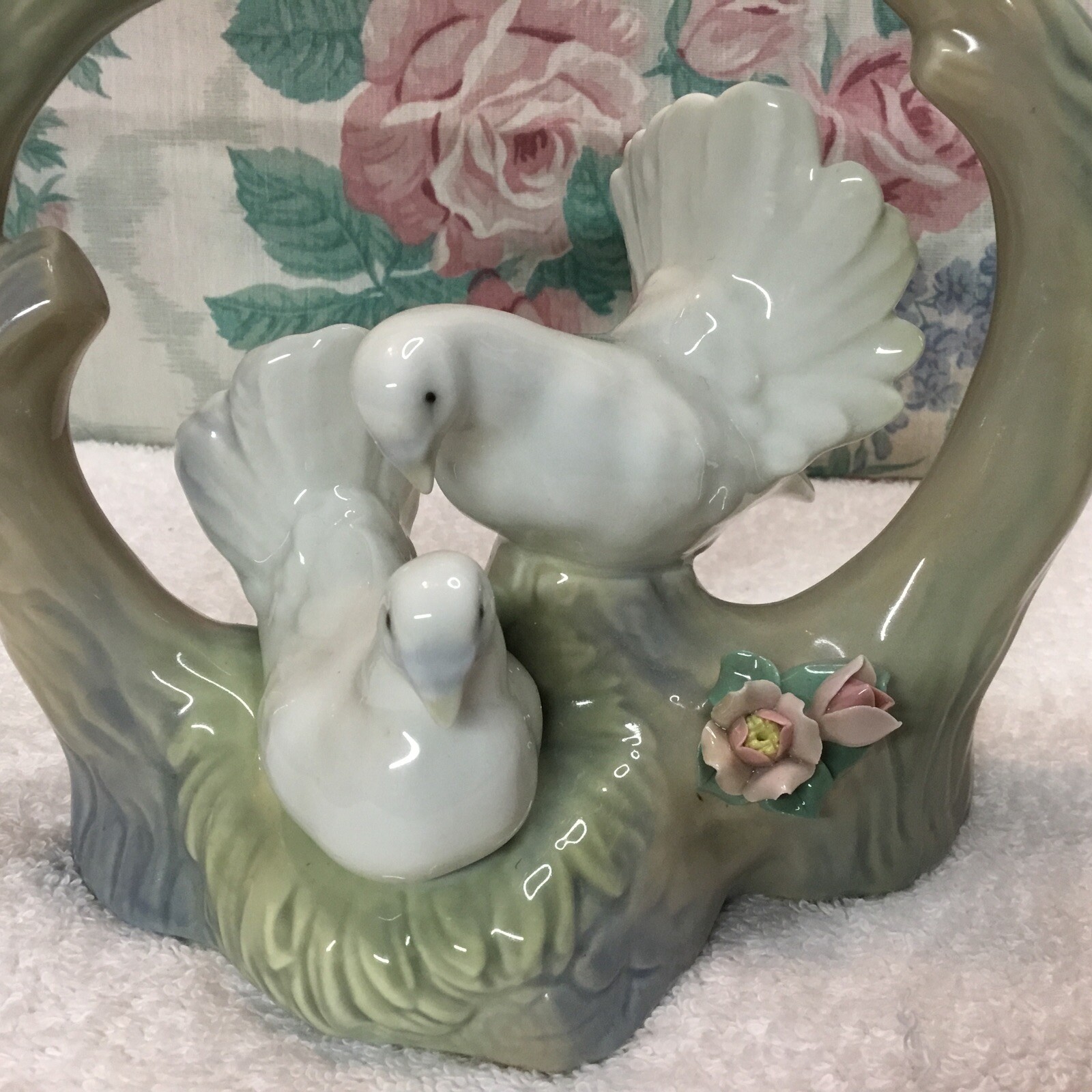 Miguel Requena Spain TWO DOVES Large Porcelain – RARE Vtg. Excellent Condition!