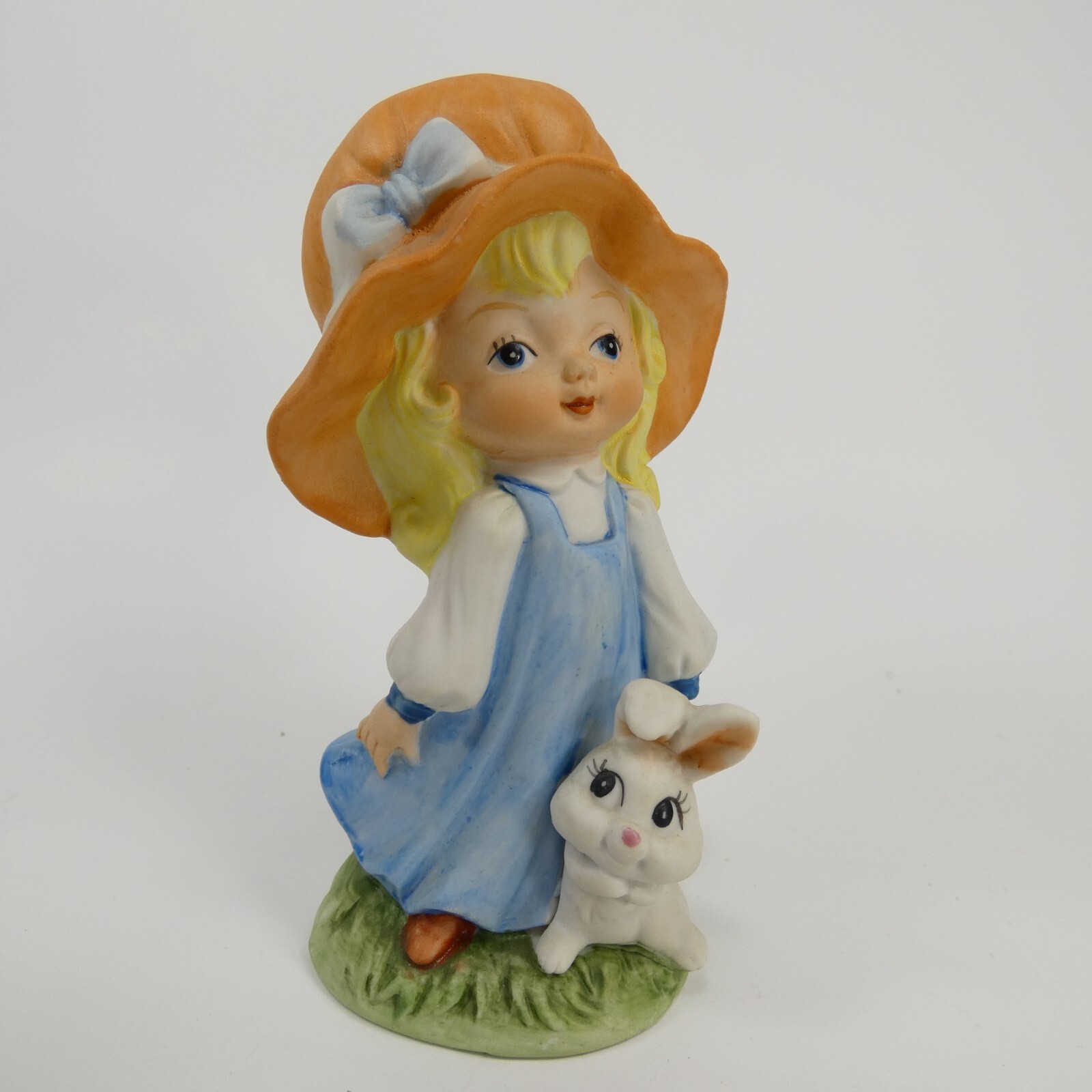 Vintage 70s adorable bonnet girl figurine with bunny unmarked WPJM2