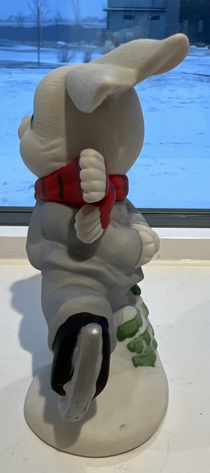 Homco Ice Skating Bunny Rabbit Boy Christmas Figurine 5305 Winter Christmas