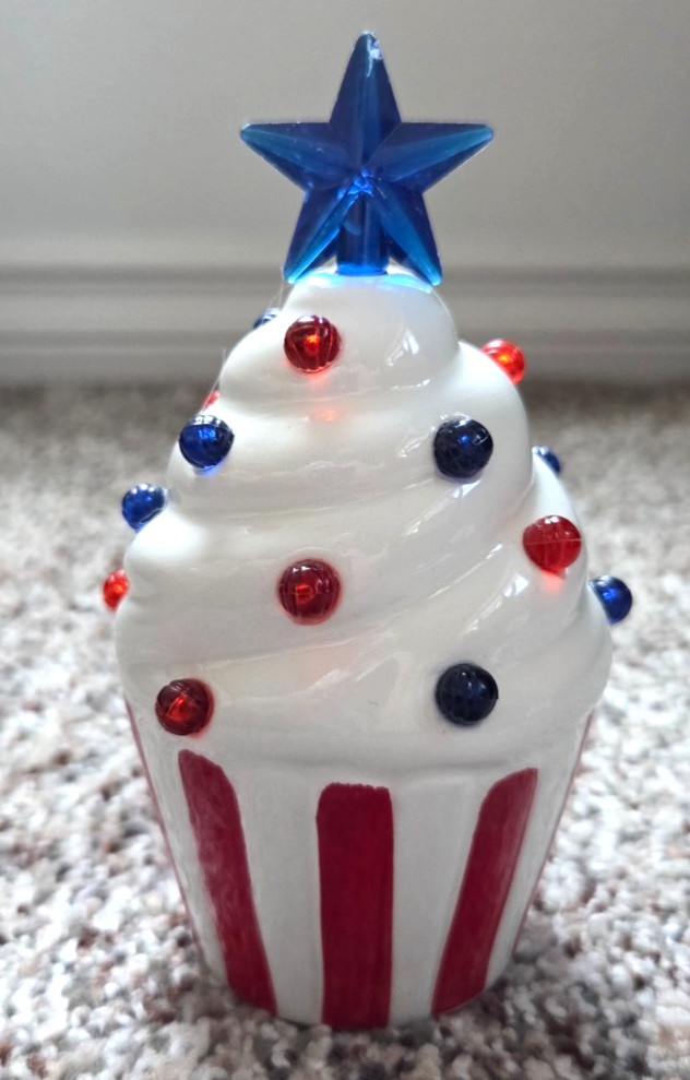 JULY 4TH Patriotic Americana LED LIGHTED 5.5″ Red White Blue Cupcake Ceramic