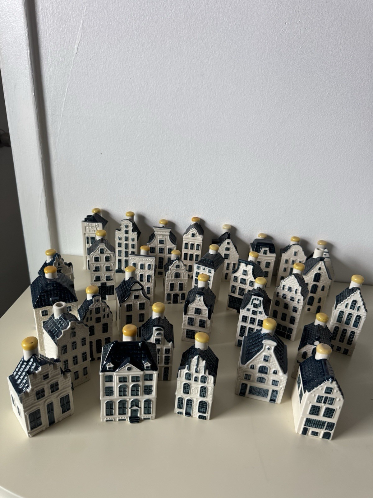 VTG KLM Blue Delft Houses Lot Of (30) Miniatures