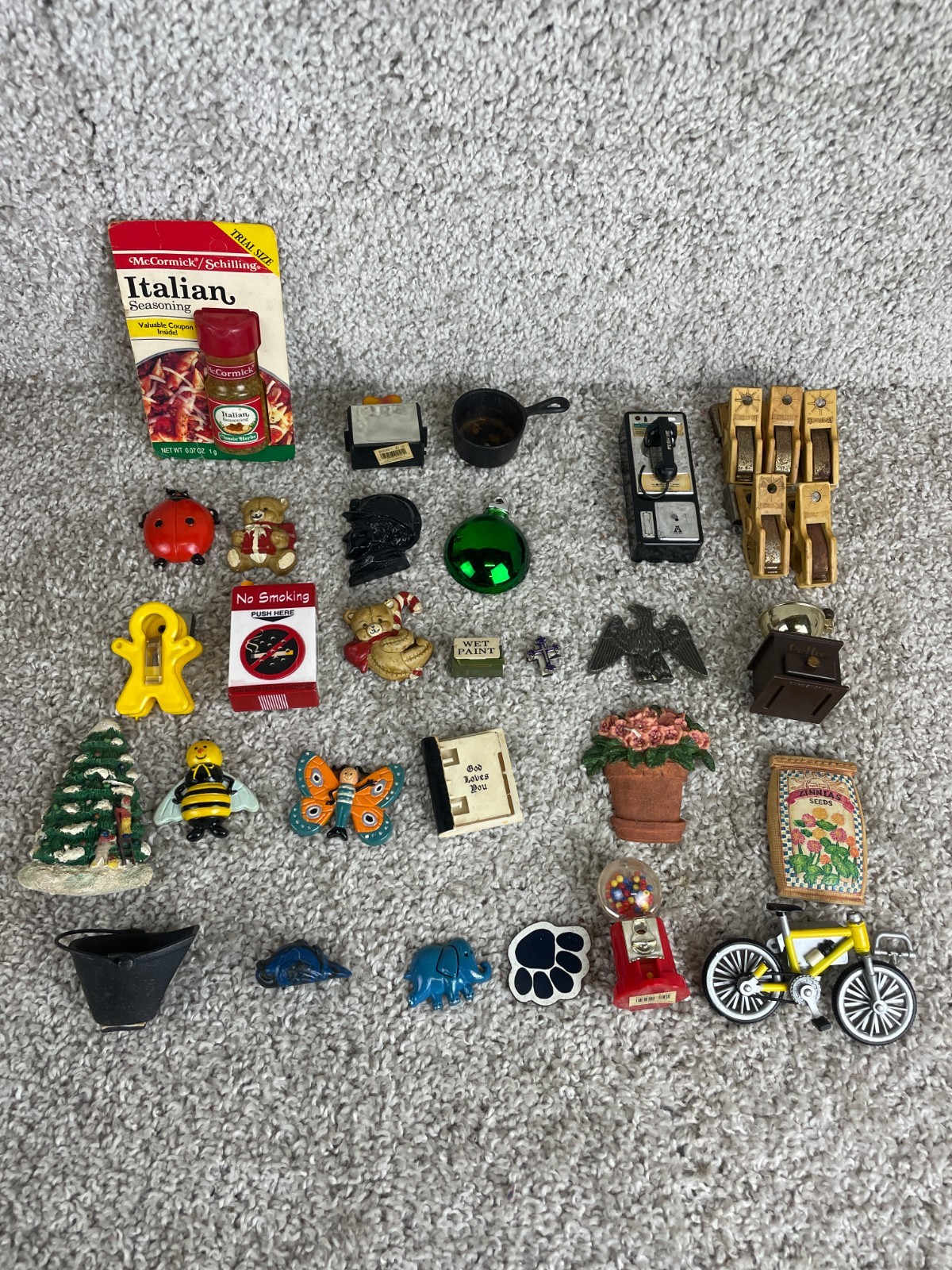 Lot of Assorted Mini Figurines Decorative Novelty Kitchen Fridge Magnets