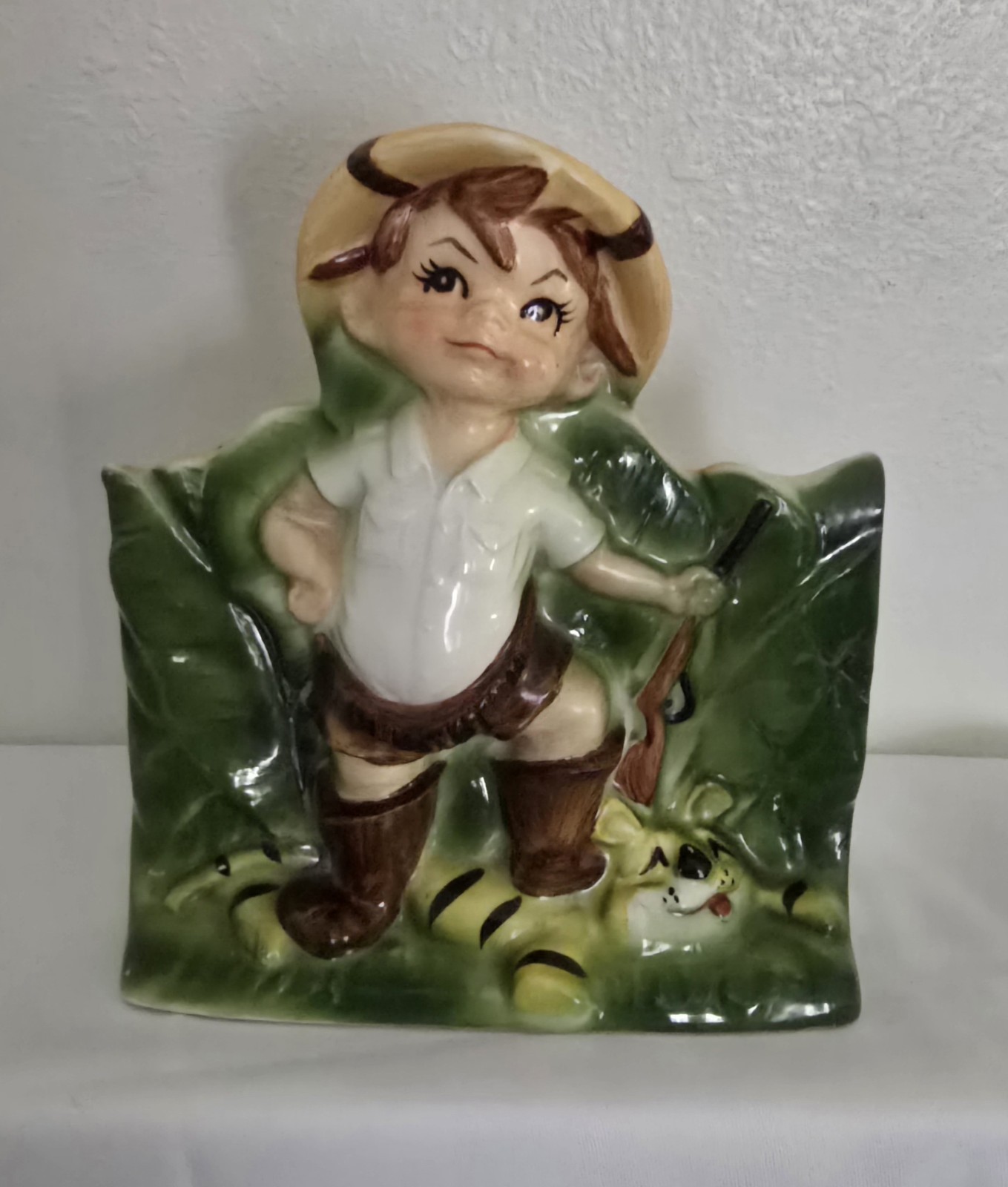Vintage 1950’s Napco Boy Tiger Hunt Ceramic Planter Japan 6″ X 5″ X 3 1/2″
