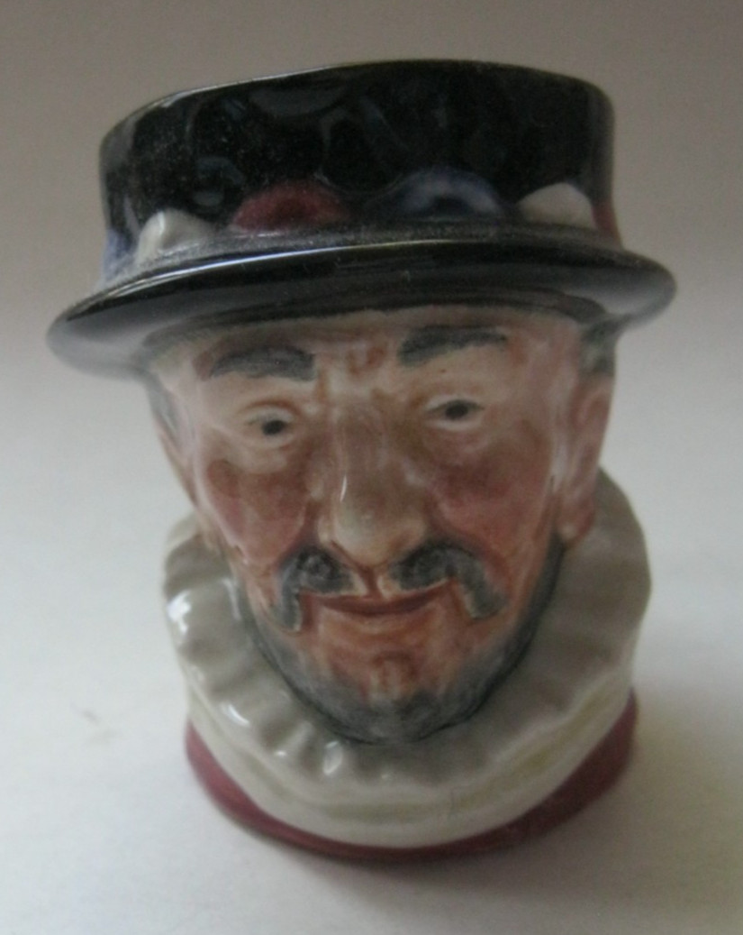 Vintage Royal Doulton BEEFEATER Small Ceramic Toby Mug, 2 & 1/4″ inch