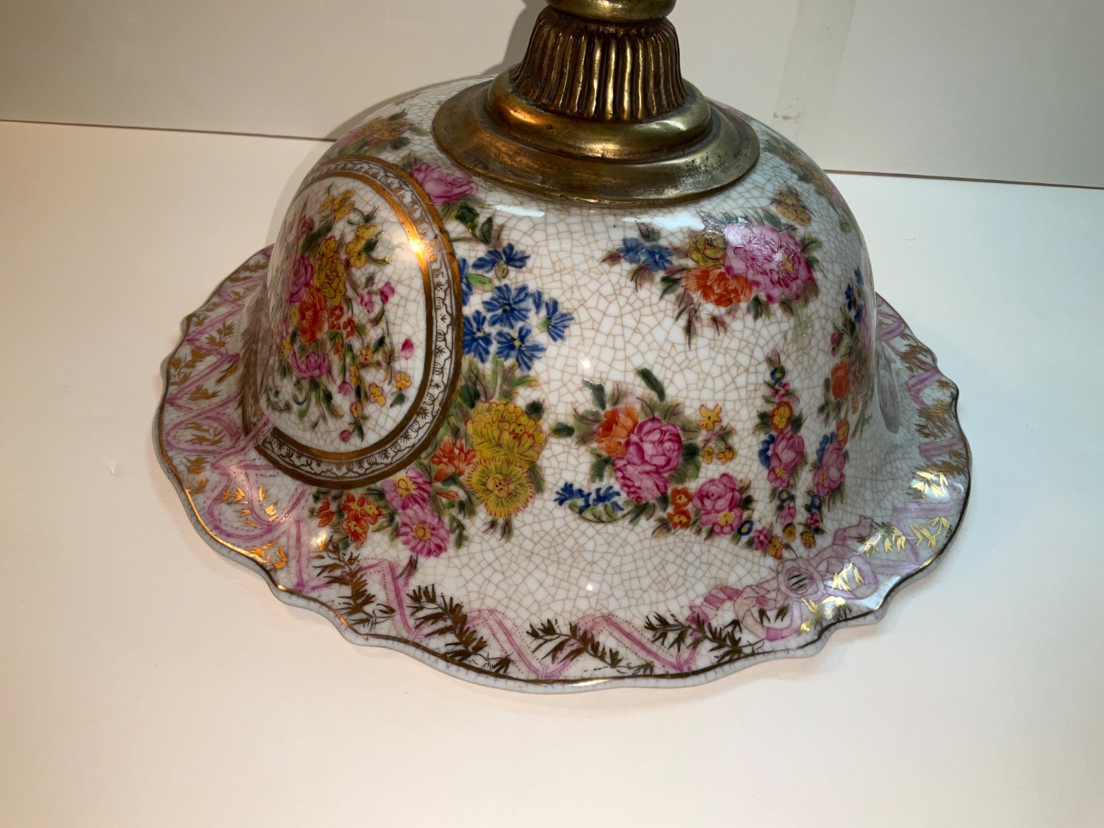 11″ Bronze Ram Footed Ceramic Fruit Bowl Dish Painted Chinese Canton Rose Flower