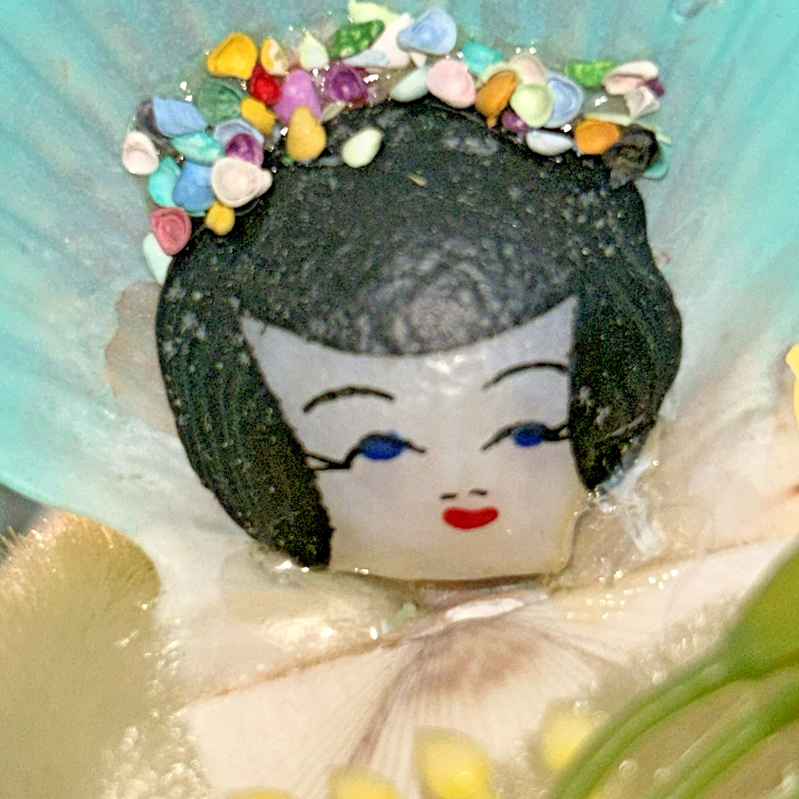 Vintage Handmade Seashell Doll Souvenir Figurine Hand Painted Folk Art Japan