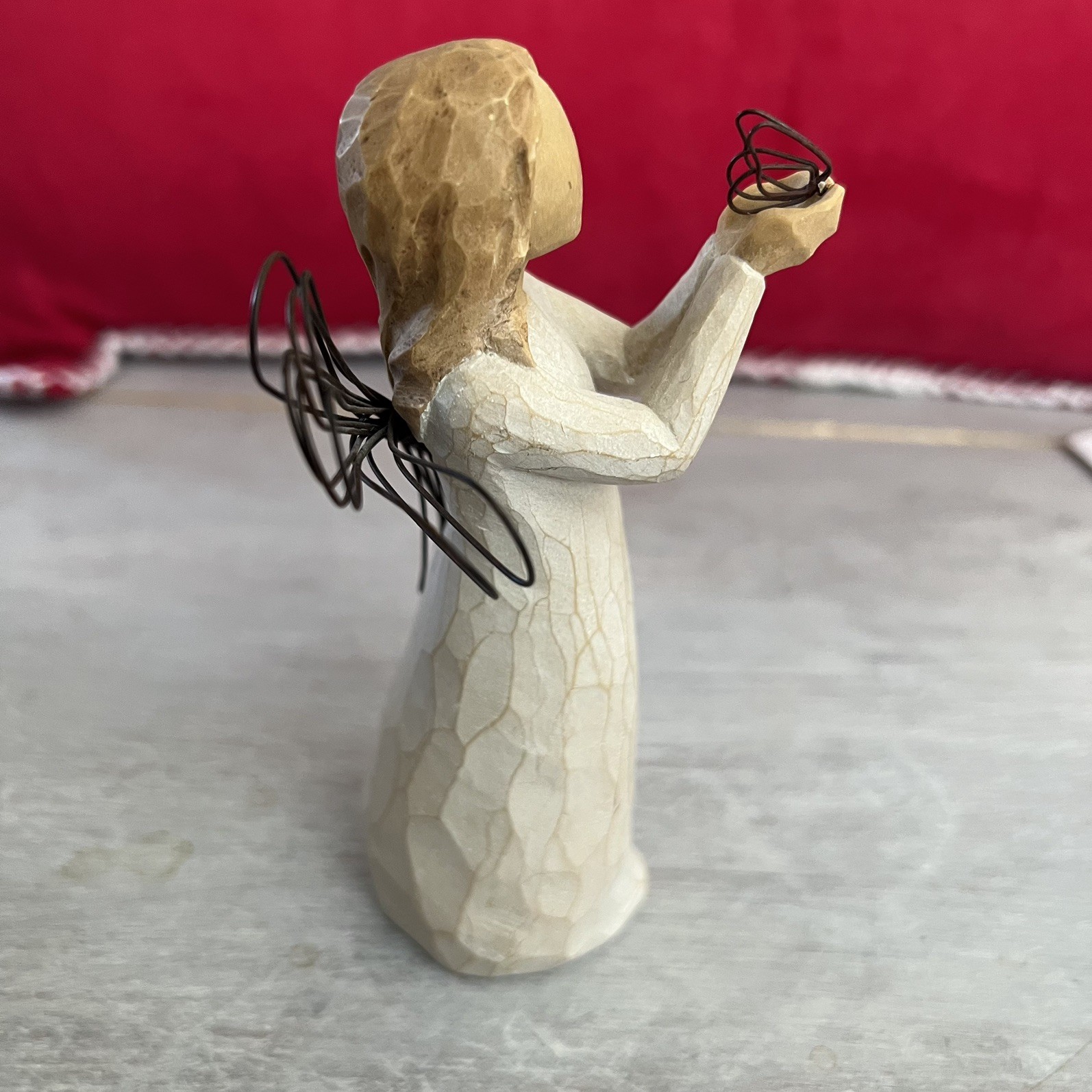 Demdaco Willow Tree Angel Of Freedom. Girl Holding A Butterfly. 5 Inches Tall