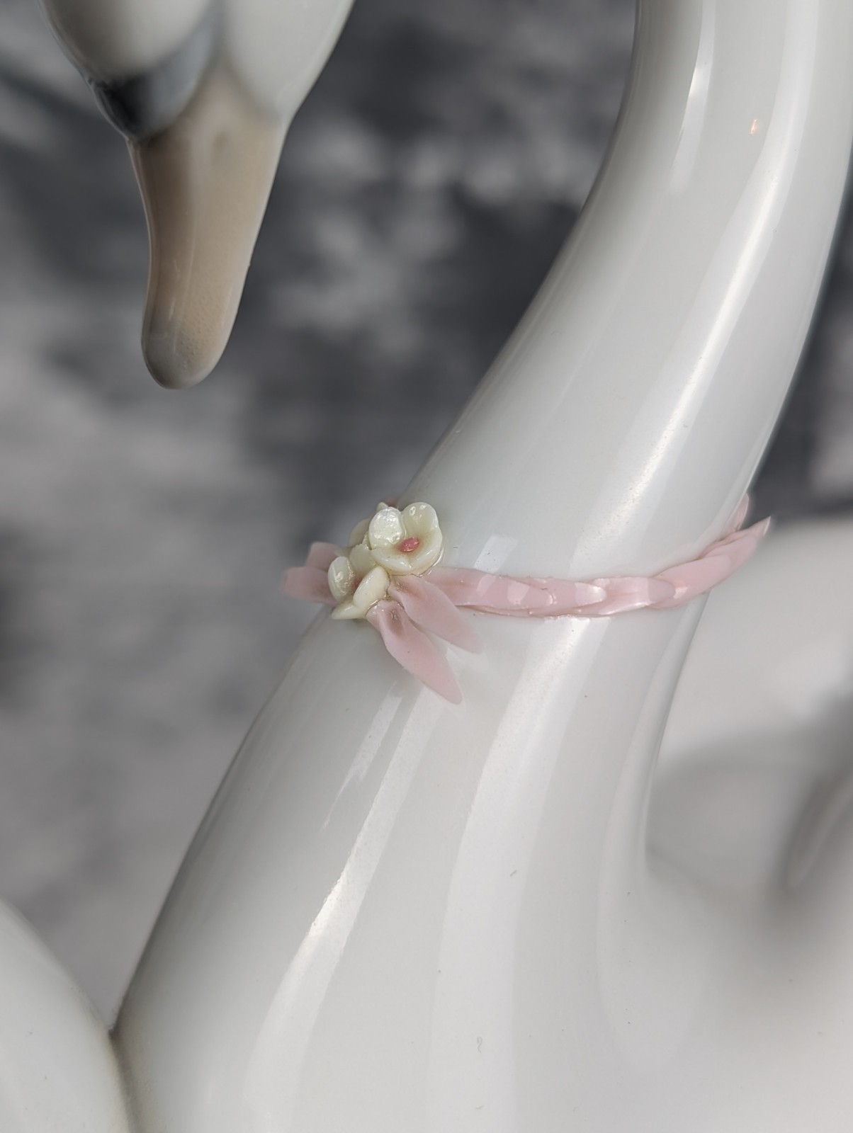 LLADRO Spain “Endless Love” Swans Figurine #6585 Bridal Wedding Anniversary 2005