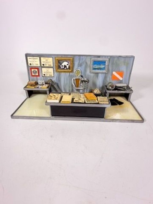 Cartoon Stained Glass Art Sculpture Vintage Desk Wall Street Carl Goeller Handma