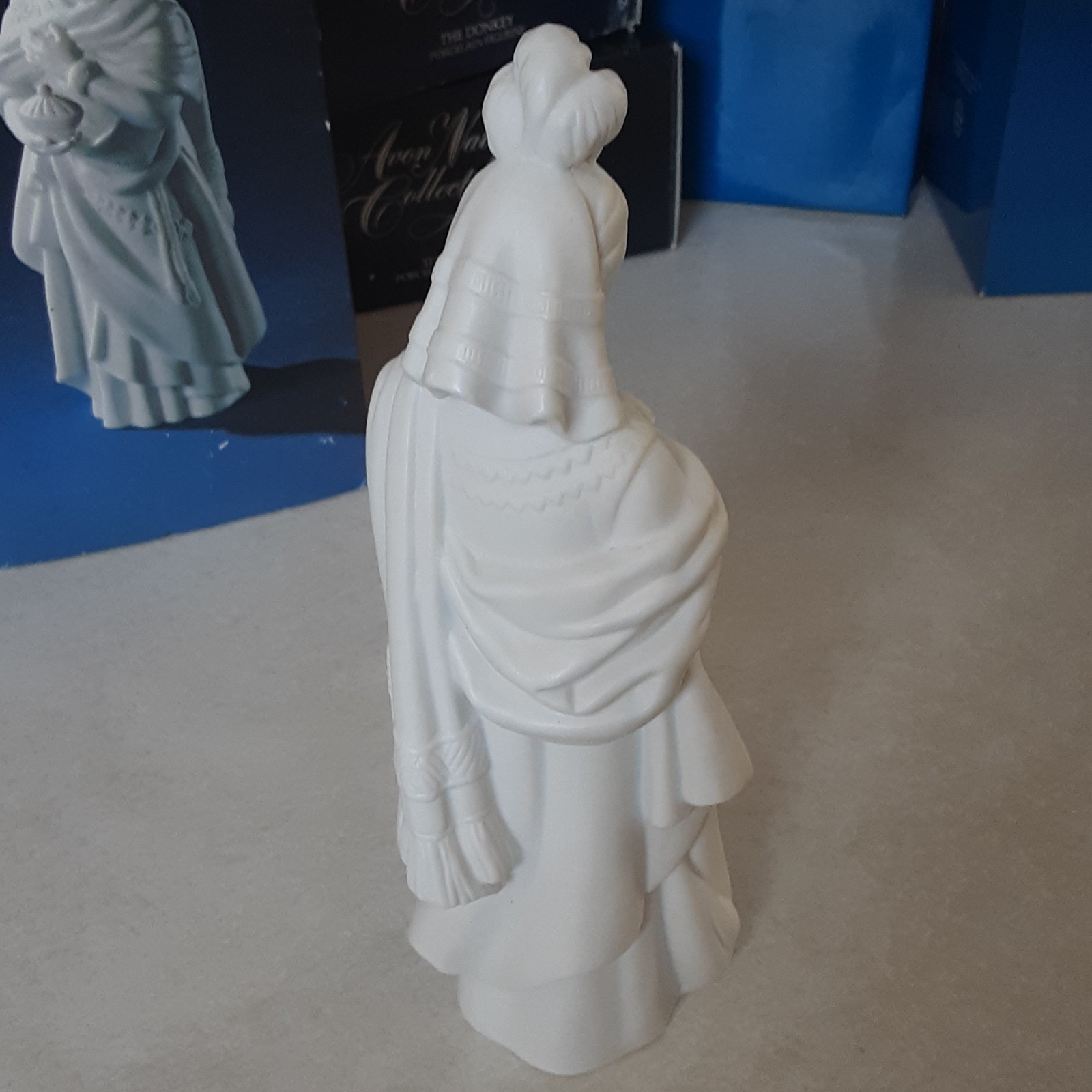 Avon Nativity Collections 1982 THE MAGI WISEMAN KASPAR KING White Bisque IN BOX