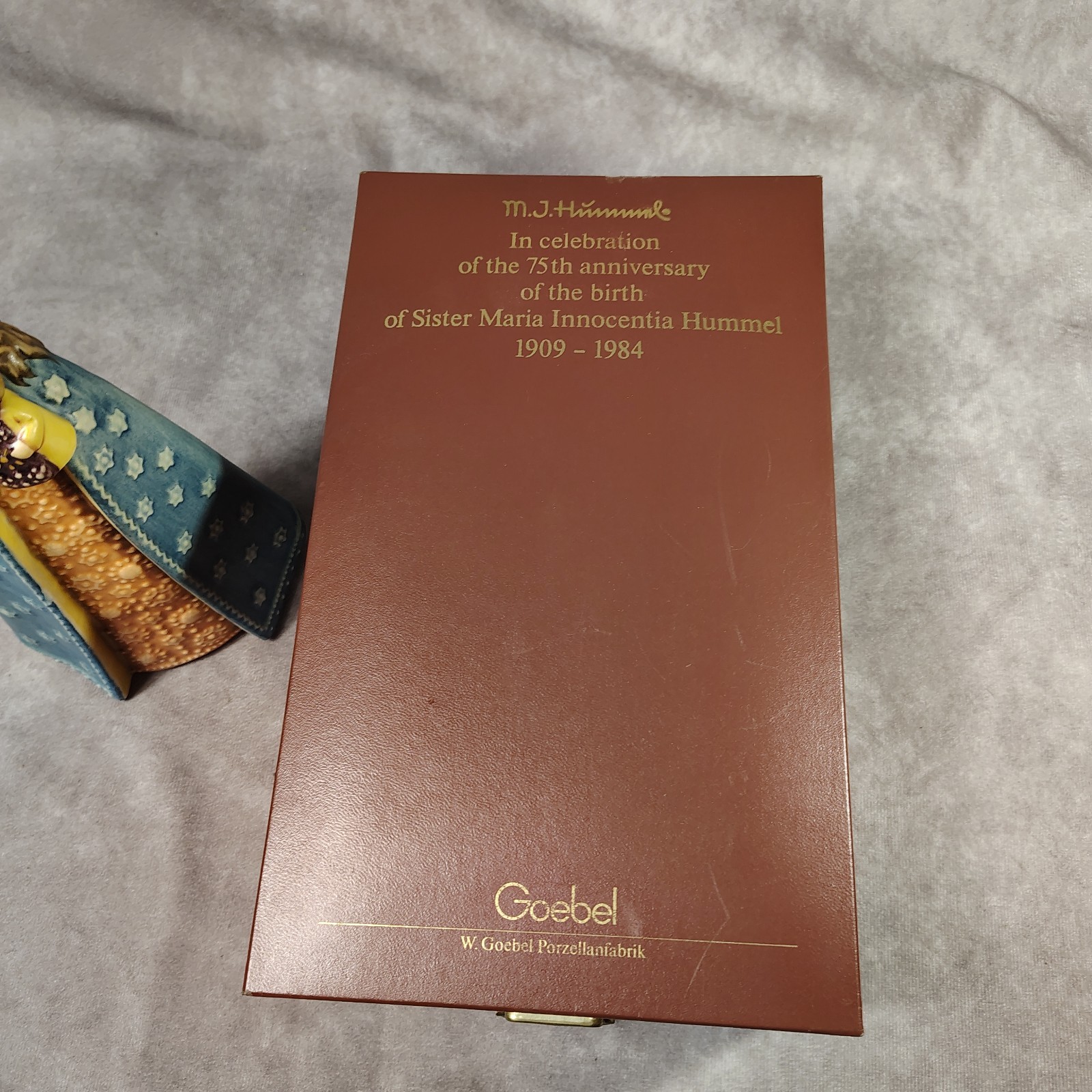 Goebel Hummel Madonna and Child Supreme Protection 364 Lot Of 2