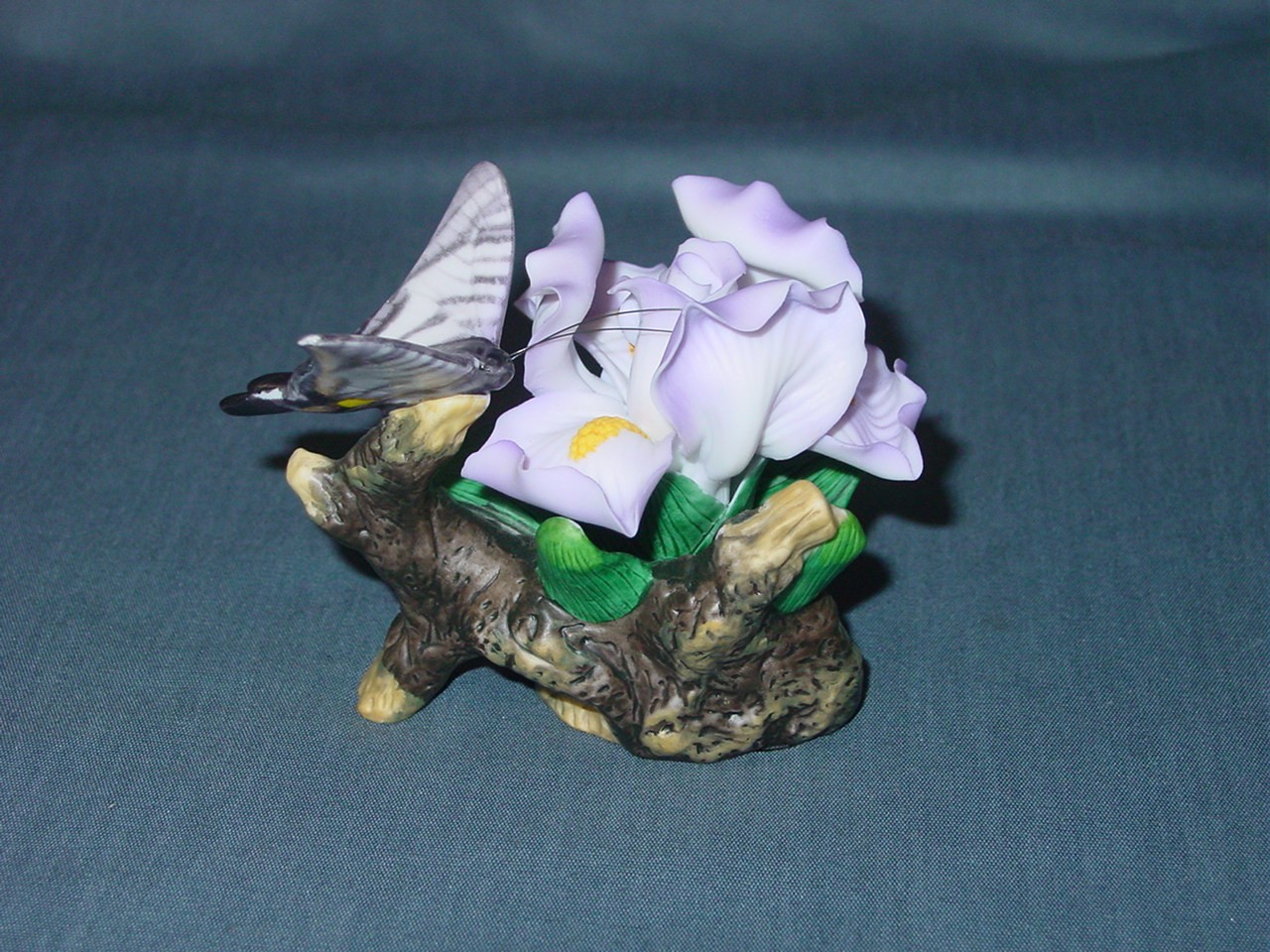 Vintage 2003 AVON Orchid Iris Porcelain Figurine w/ Butterfly