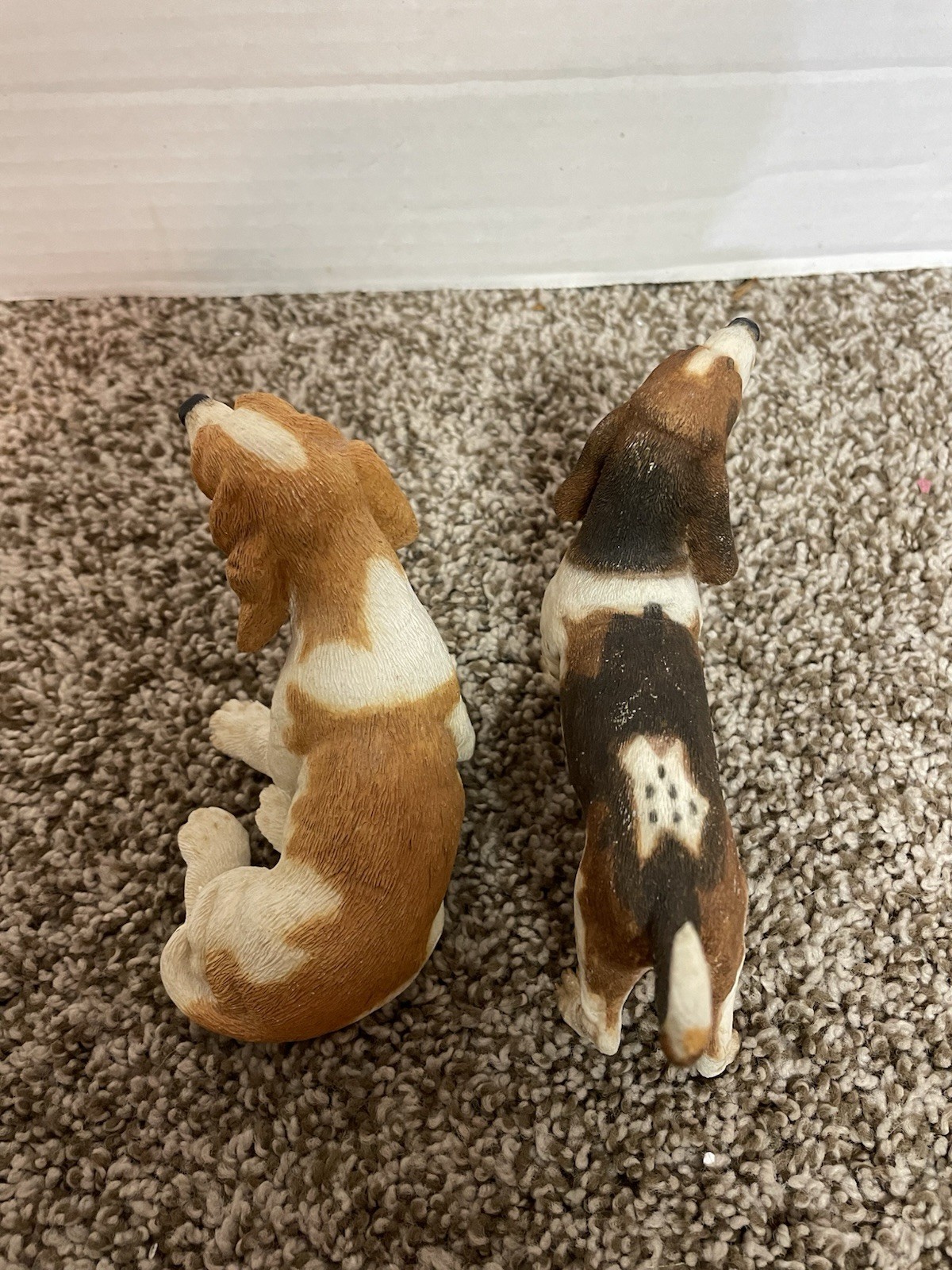Country Artist Lot of 2 Basset Hound Puppy / Male Basset Hound Dog Figures