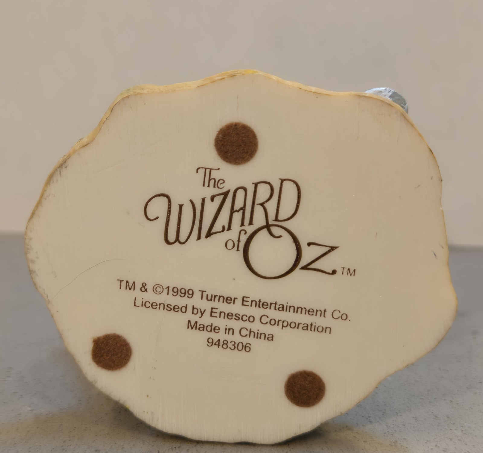 Wizard of Oz Dorothy Tin Man Scarecrow figures Enesco Turner Entertainment 1999