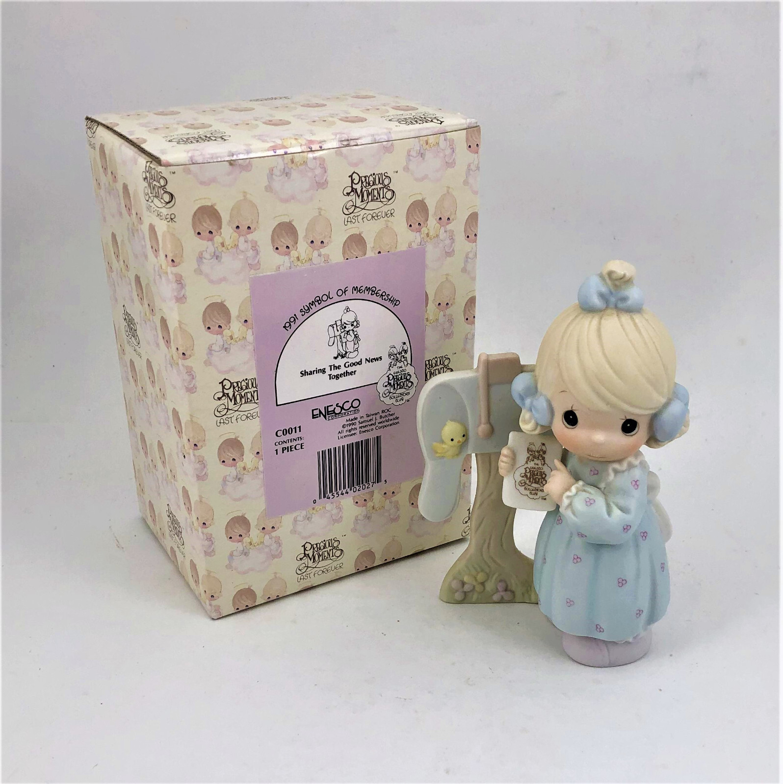 Precious Moments 1991 Symbol of Membership SHARING THE GOOD NEWS TOGETHER C0011