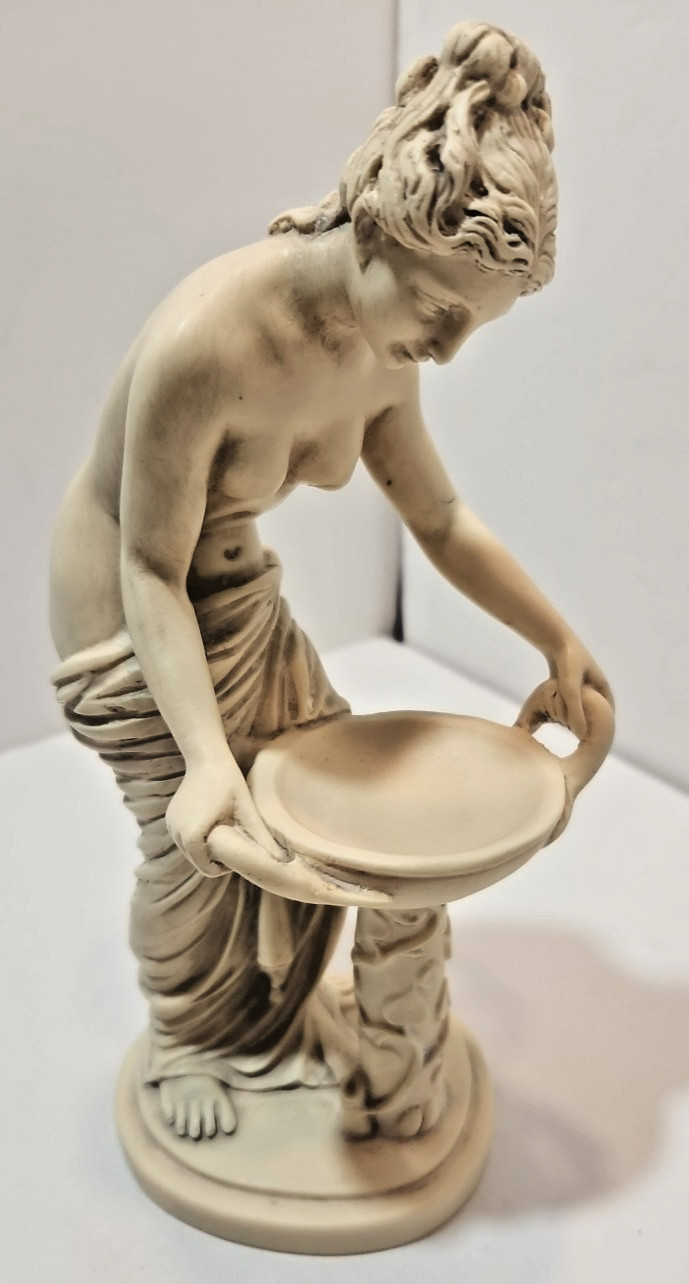 Vintage G Ruggeri Nude Woman With Bath Resin Figurine Made in Italy 8.5″ Tall