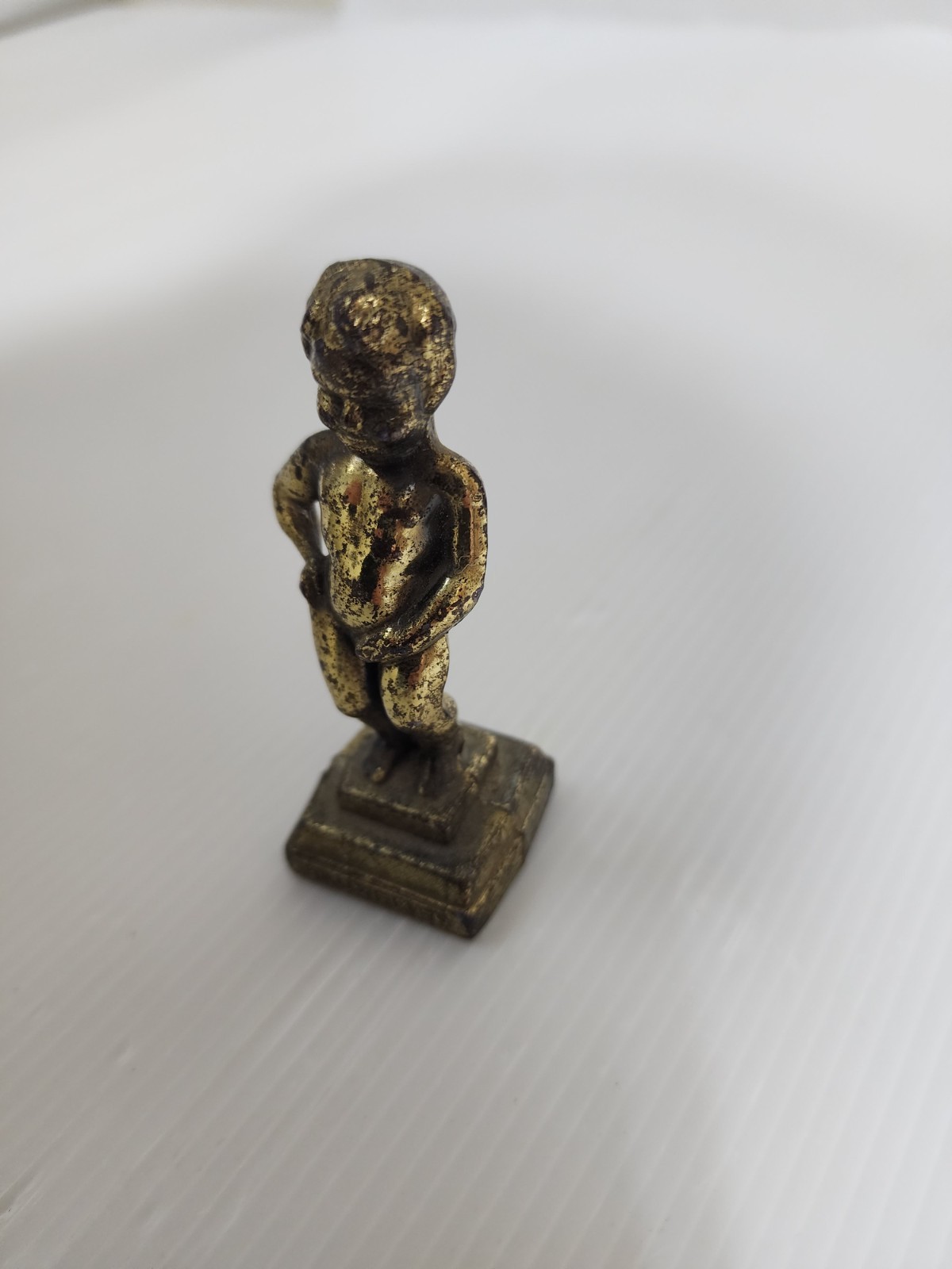 Vintage Manneken Pis Brussels Belgium Souvenir Statue Brass Gold Tone Figurine