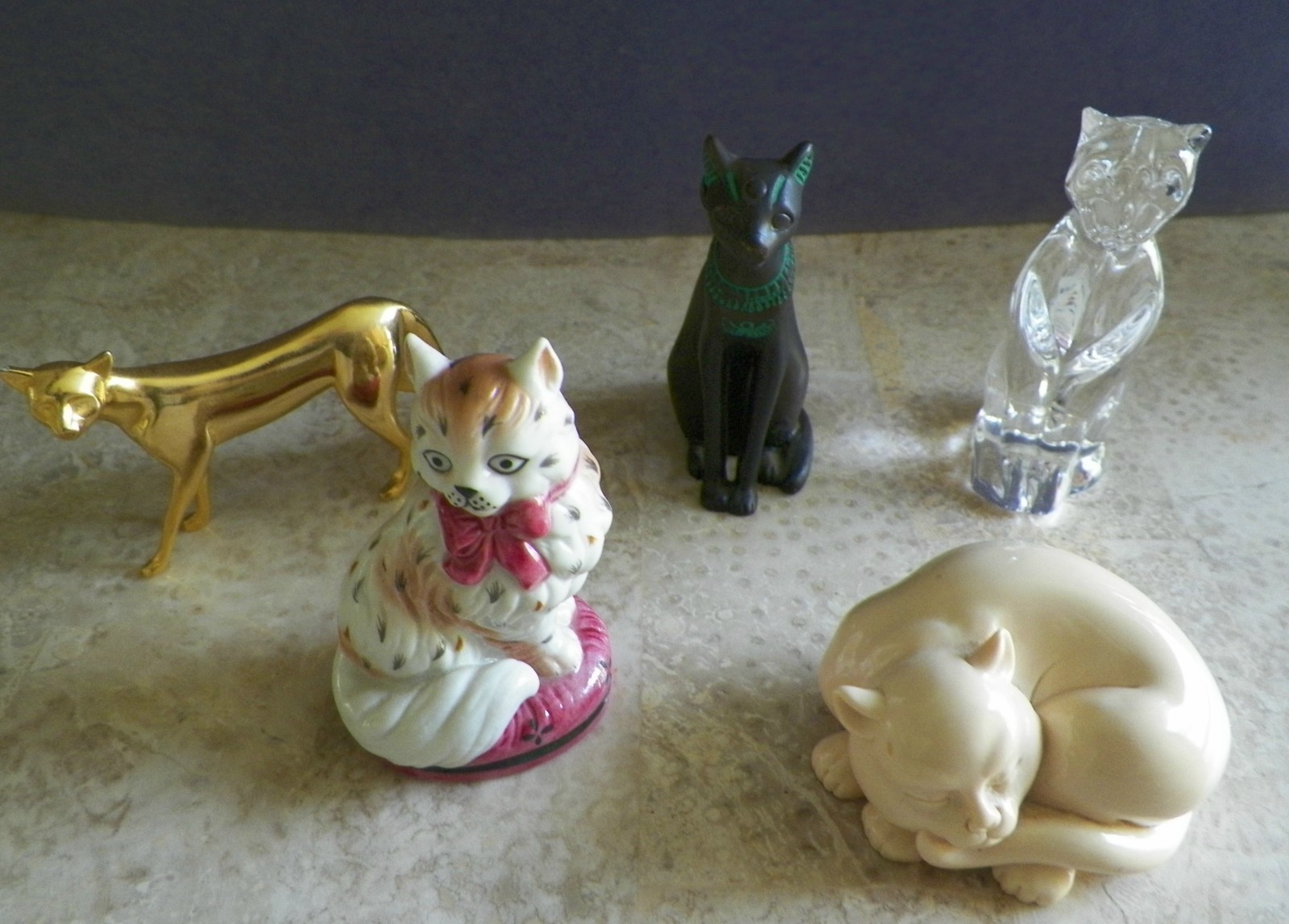 Vintage Franklin Mint Curio Cabinet Cats Collection Lot Of 5