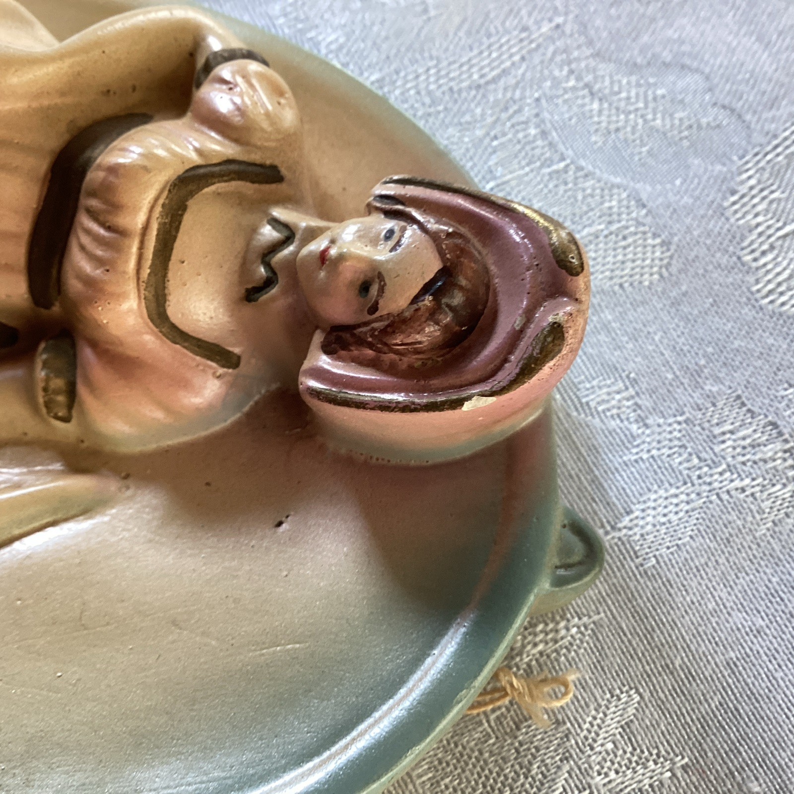 Vintage MCM Pair Courting Couple Chalkware Plaques Pearlescent 1950s Pastels