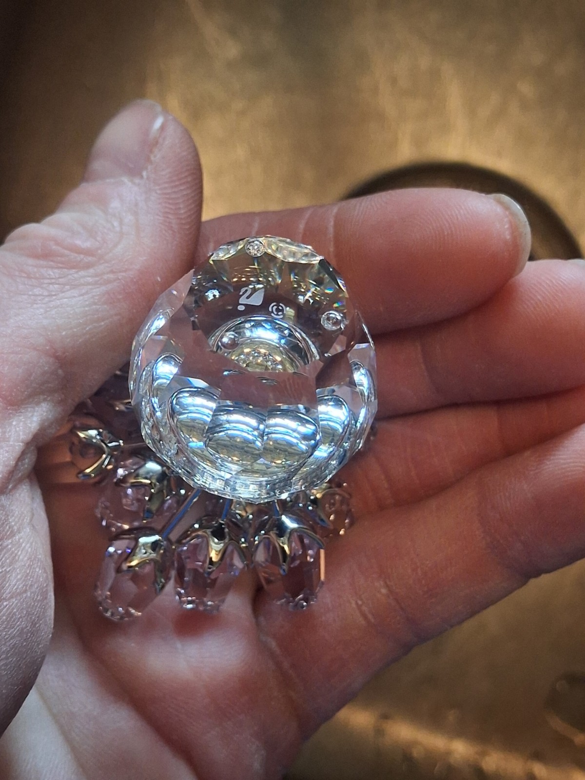 SWAROVSKI CRYSTAL “A DOZEN PINK ROSE’S” It’s In Mint Condition And Has No Flaws!