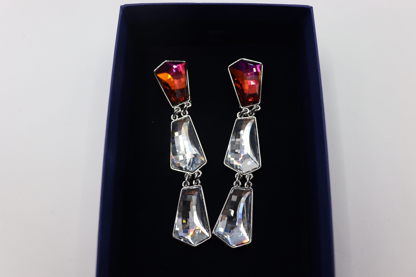 NEW Authentic SWAROVSKI 935430 3 1/4″ L Crystal A/B Drop Clip On Earrings