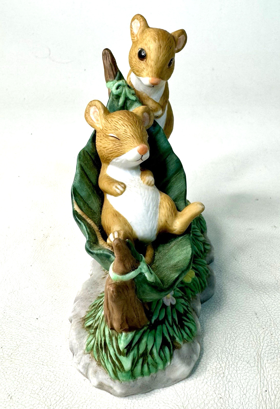 Vtg Figurine 4751-98 Home Interiors Homco Mouse Naptime Mother & Sleeping Baby