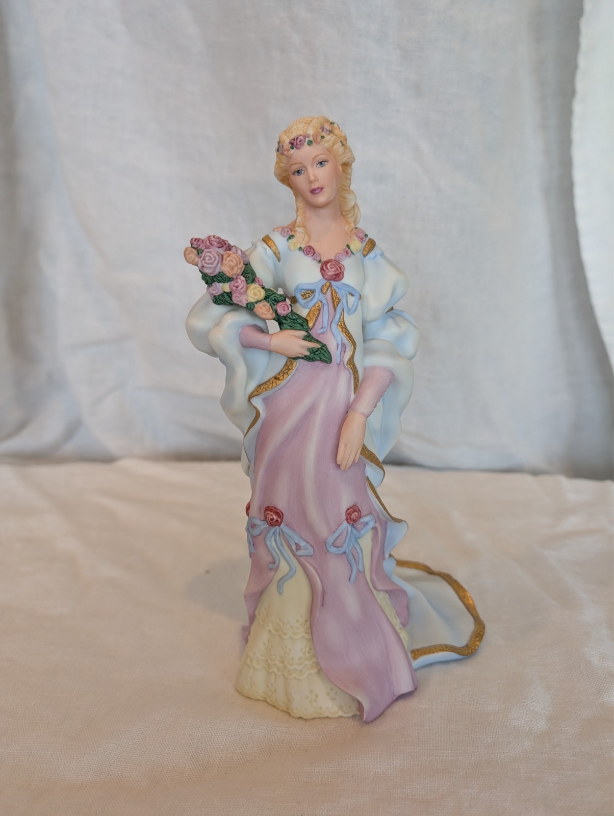 Lenox Figurine 1993 Princess Beauty Legendary Princesses Collection 9.5″