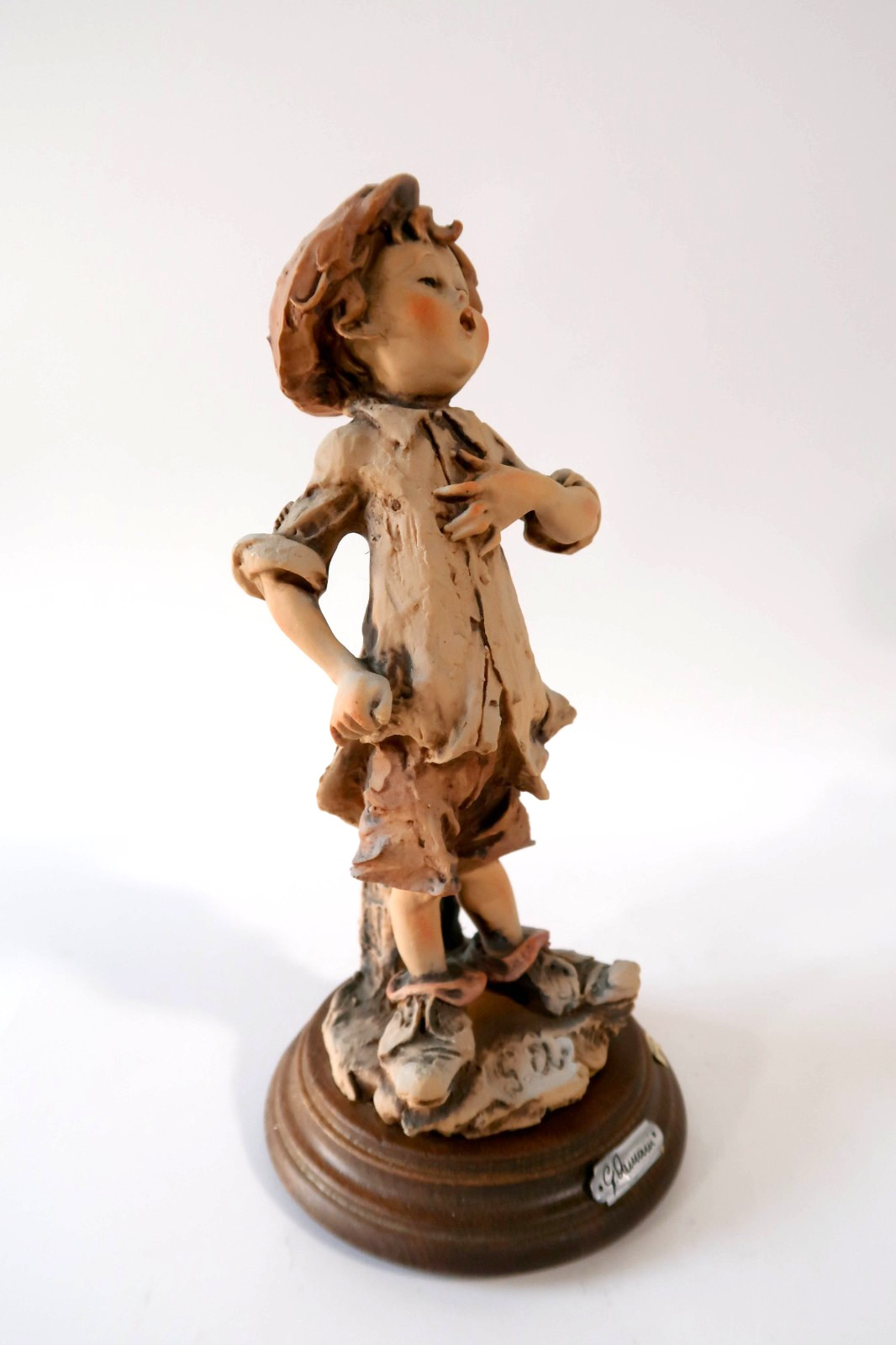 Vintage Giuseppe Armani Singing Boy 8″ Figurine Capodimonte Florence Italy Matte